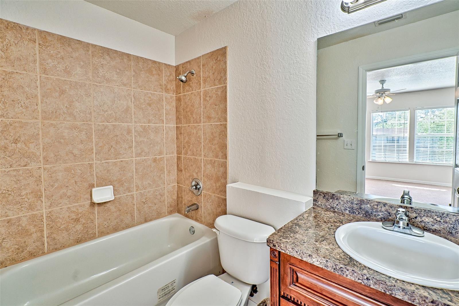 Image 19 of 25 For 2710 104 Court B