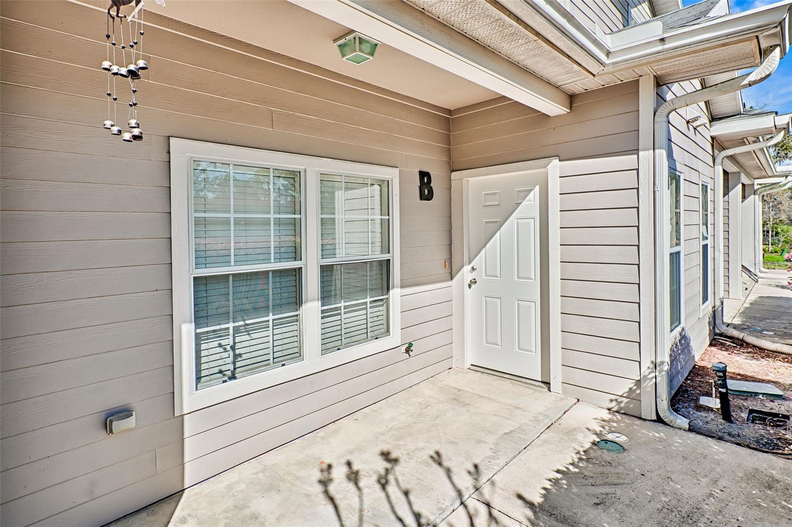 Image 2 of 25 For 2710 104 Court B