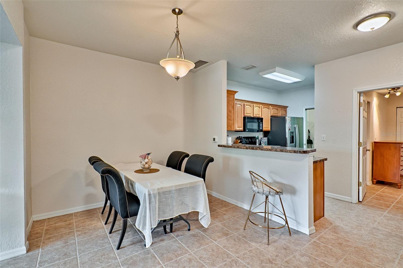 Image 7 of 25 For 2710 104 Court B