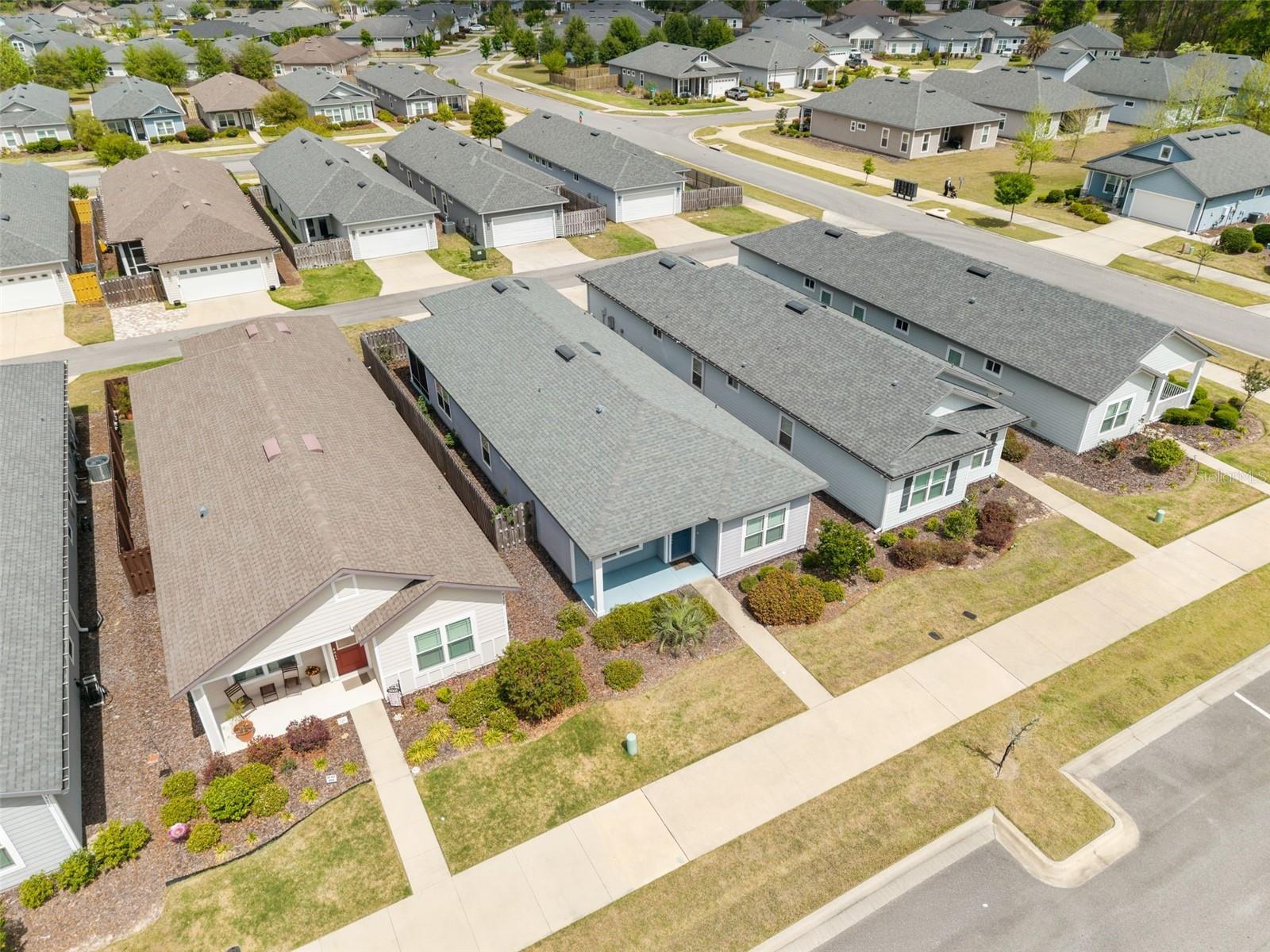 Image 6 of 47 For 9358 68th Lane