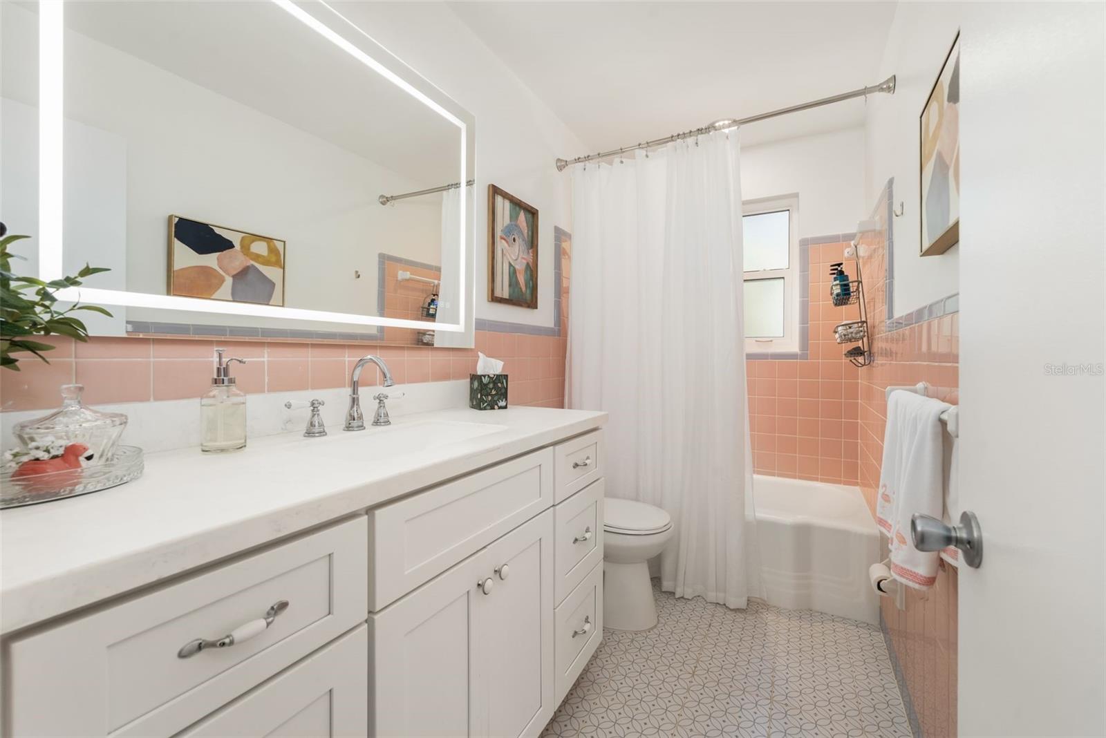 Image 15 of 35 For 3816 4th Place