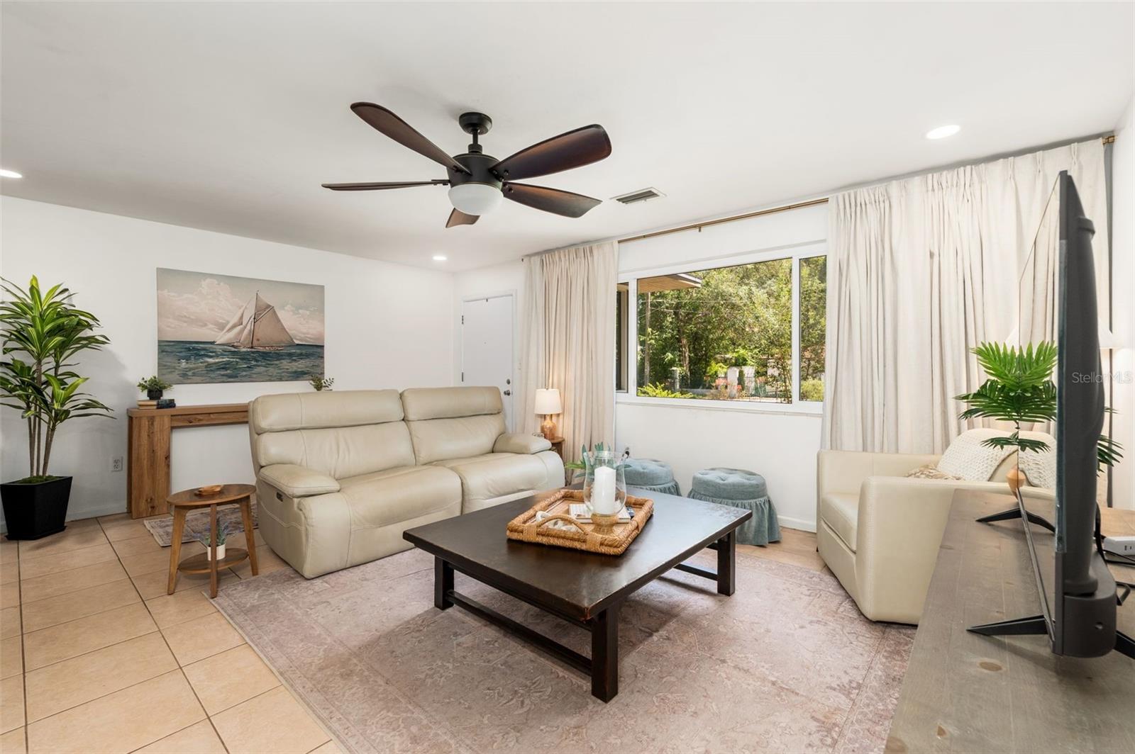 Image 6 of 35 For 3816 4th Place