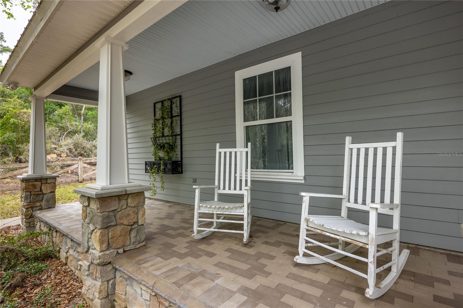 Image 12 of 49 For 5028 47th Street