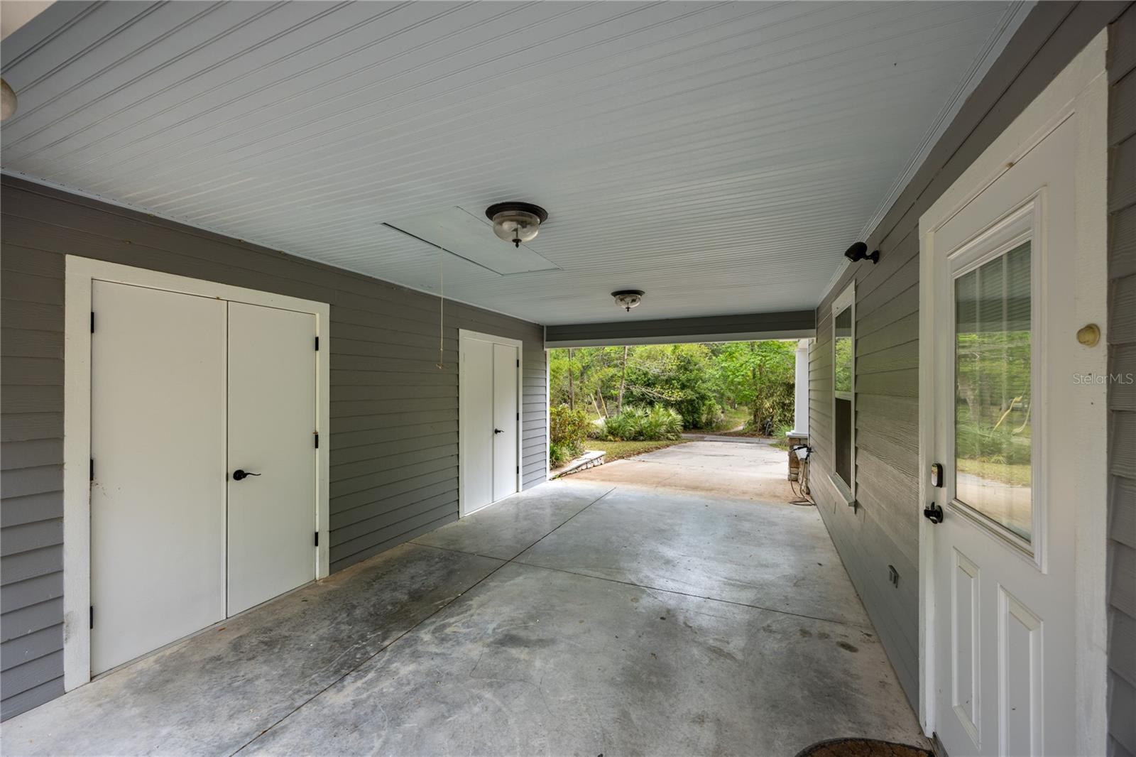 Image 13 of 49 For 5028 47th Street