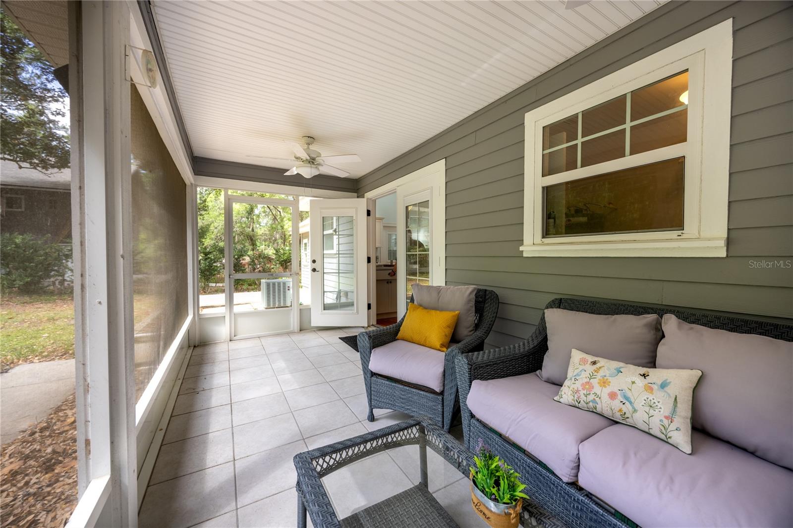 Image 17 of 49 For 5028 47th Street