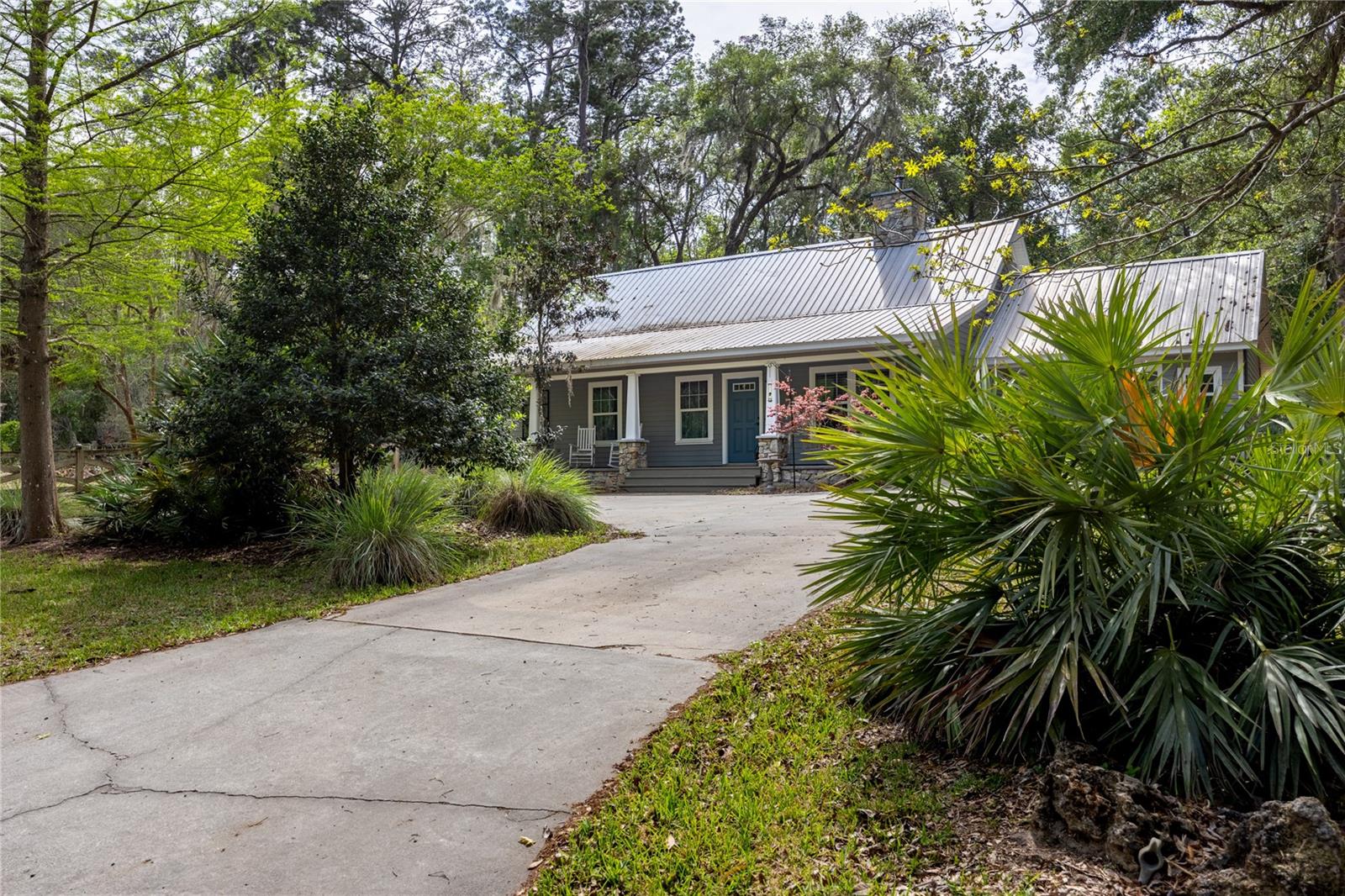 Image 19 of 49 For 5028 47th Street