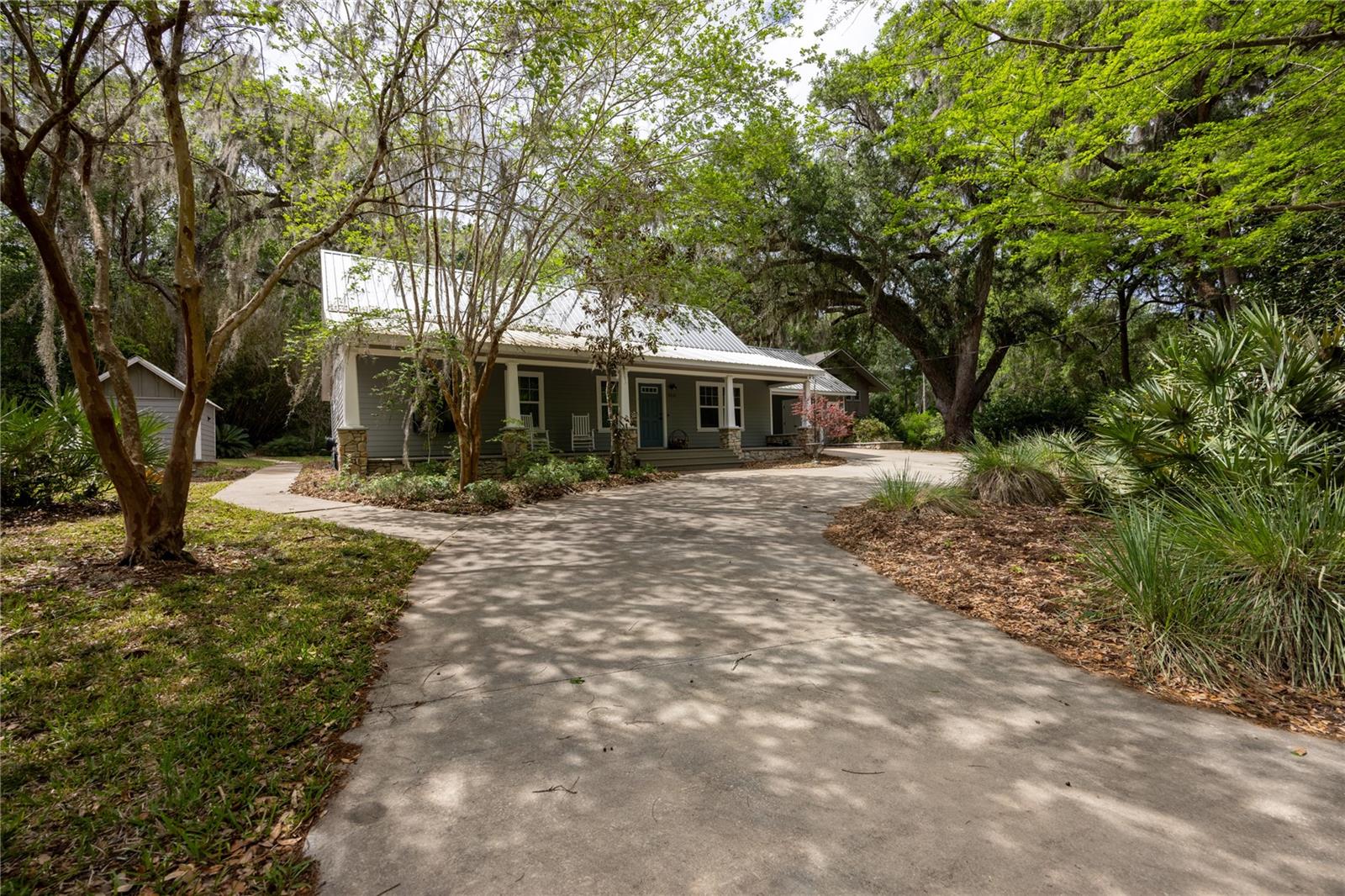 Image 2 of 49 For 5028 47th Street