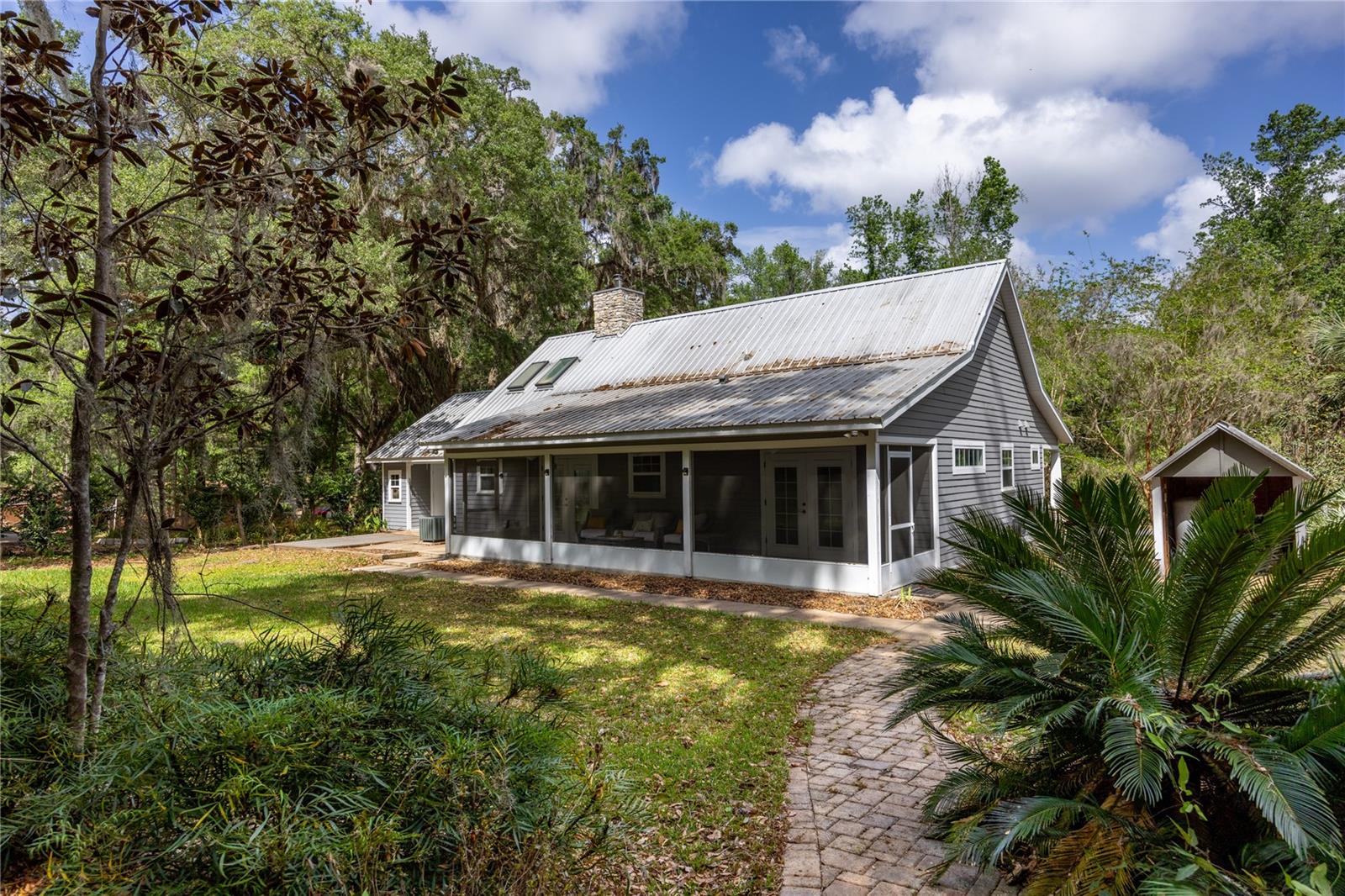 Image 24 of 49 For 5028 47th Street