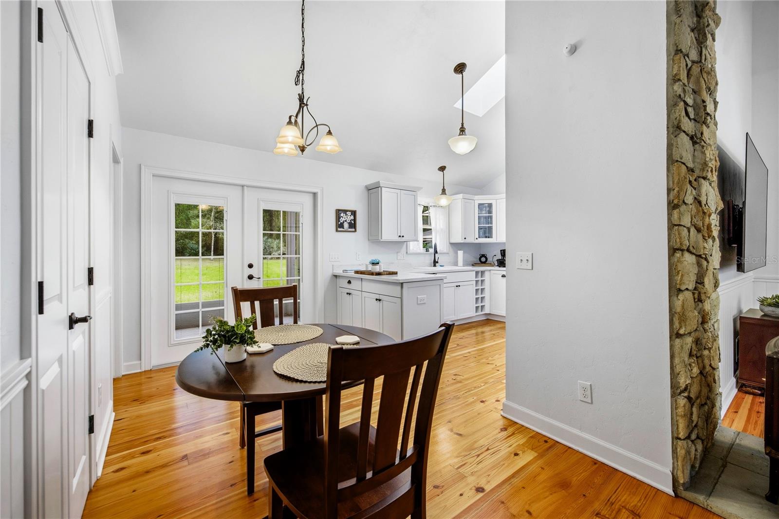 Image 33 of 49 For 5028 47th Street