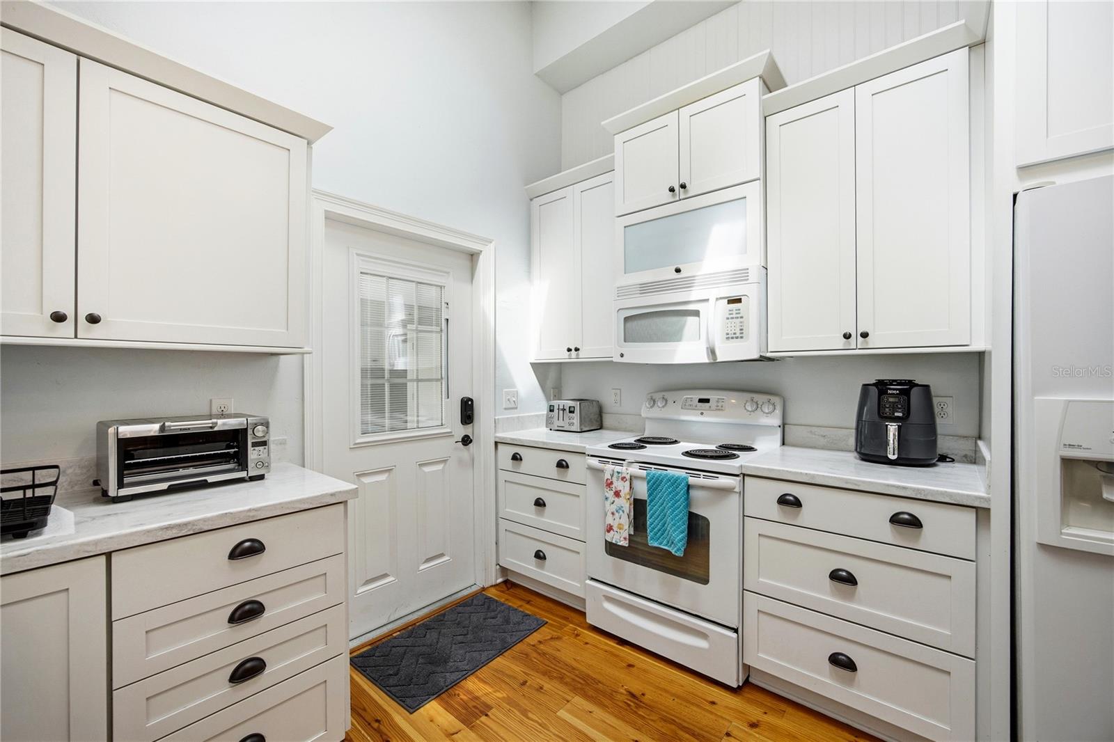 Image 43 of 49 For 5028 47th Street