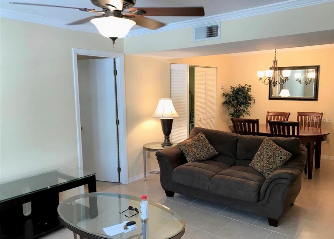 Image 3 of 9 For 2360 Archer Road 918