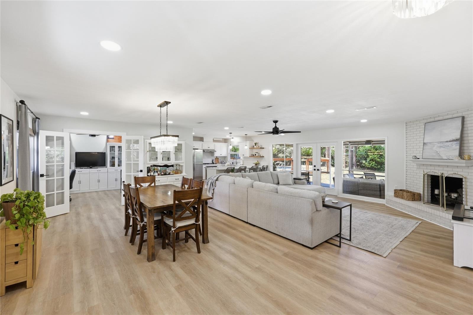 Image 10 of 71 For 2230 20th Court