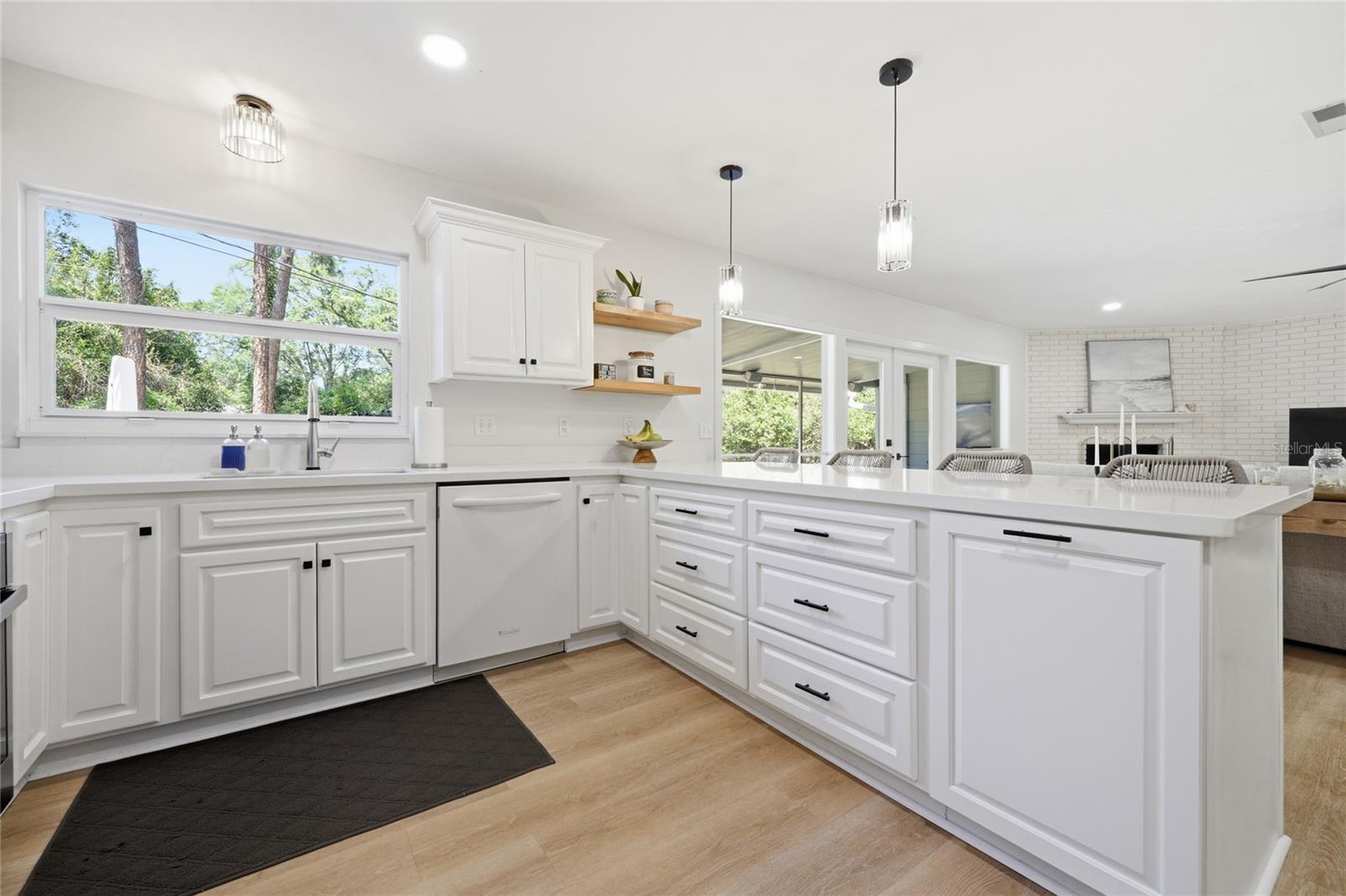 Image 26 of 71 For 2230 20th Court