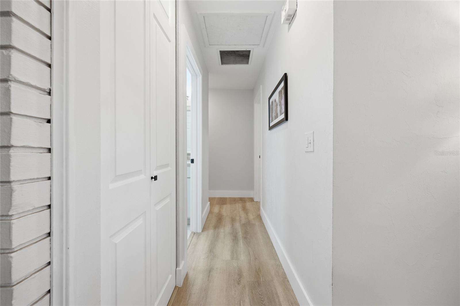 Image 31 of 71 For 2230 20th Court