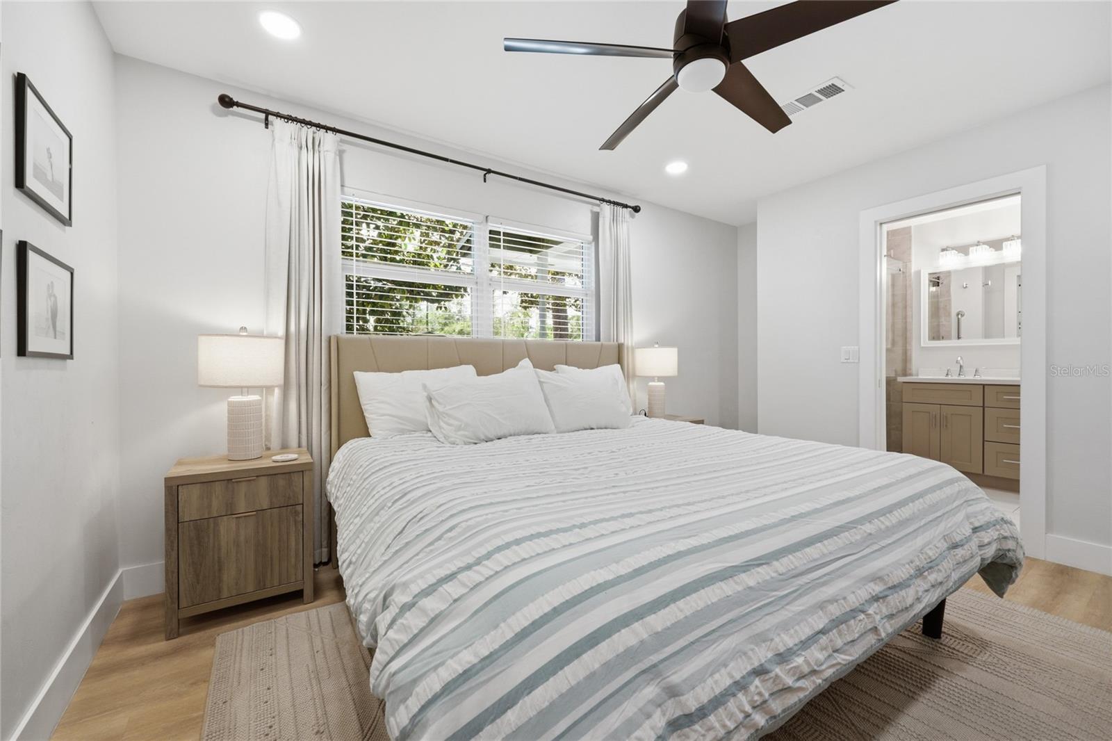 Image 34 of 71 For 2230 20th Court