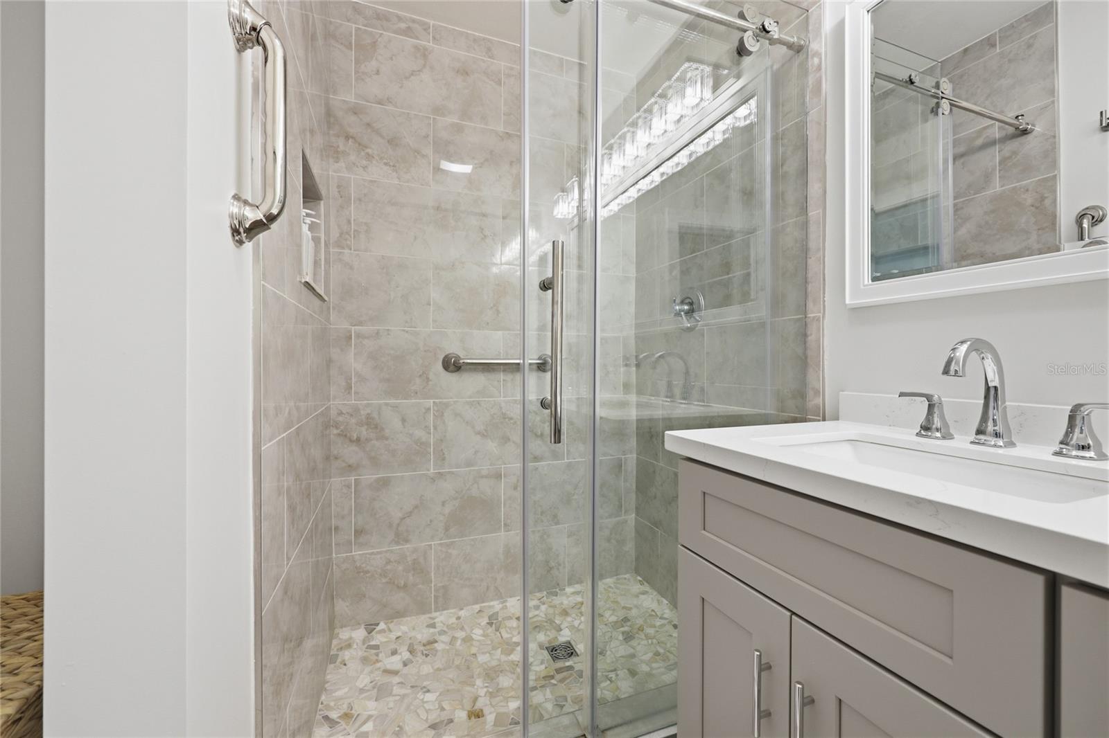 Image 39 of 71 For 2230 20th Court