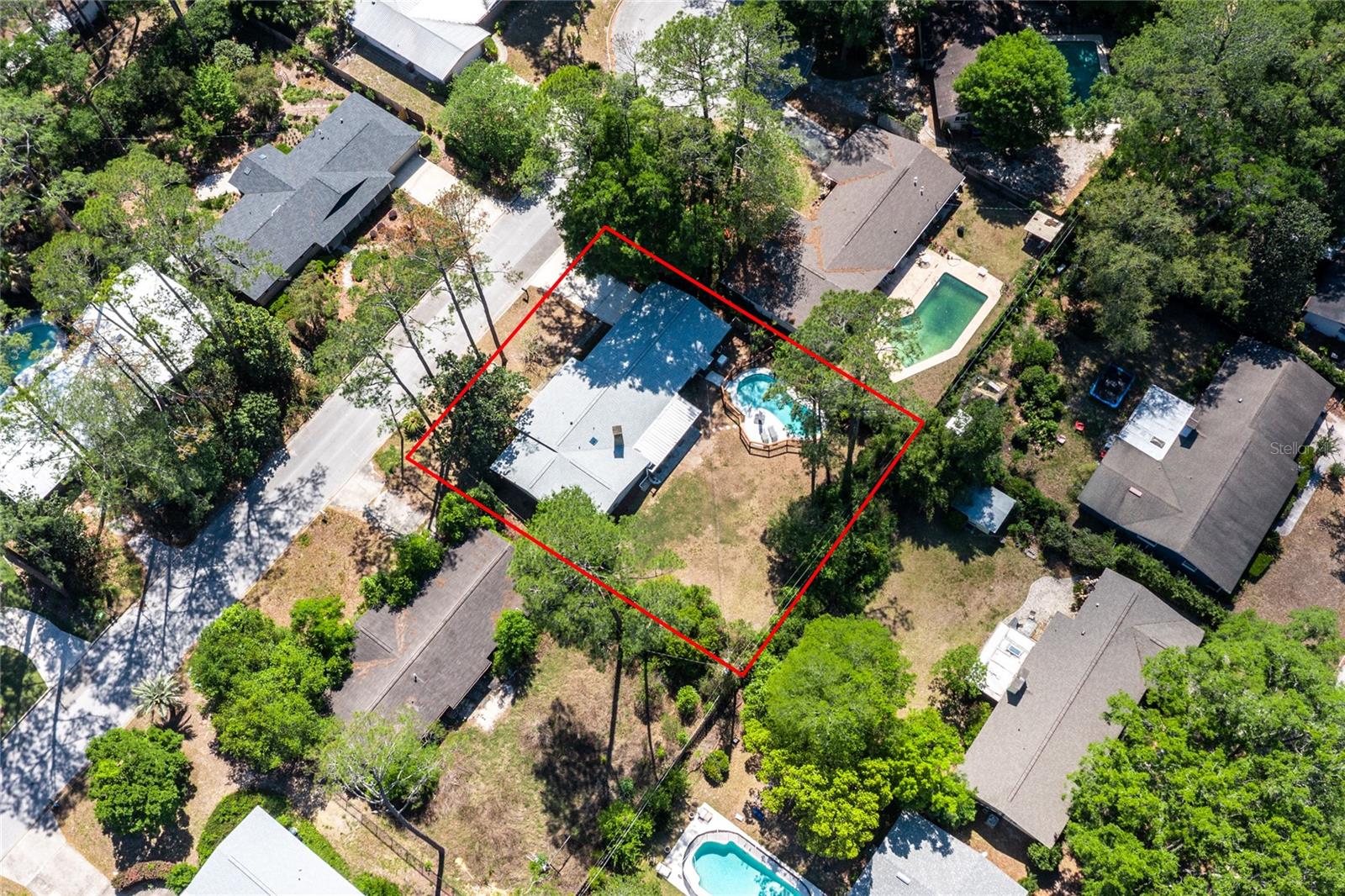 Image 4 of 71 For 2230 20th Court