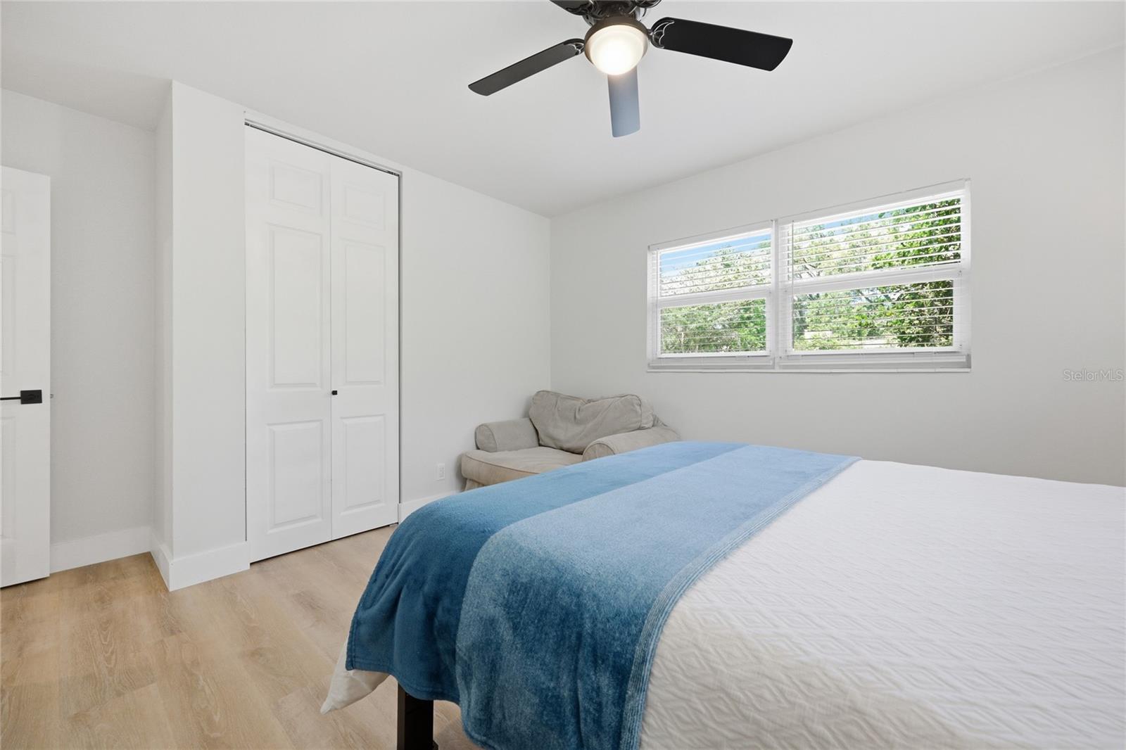 Image 42 of 71 For 2230 20th Court