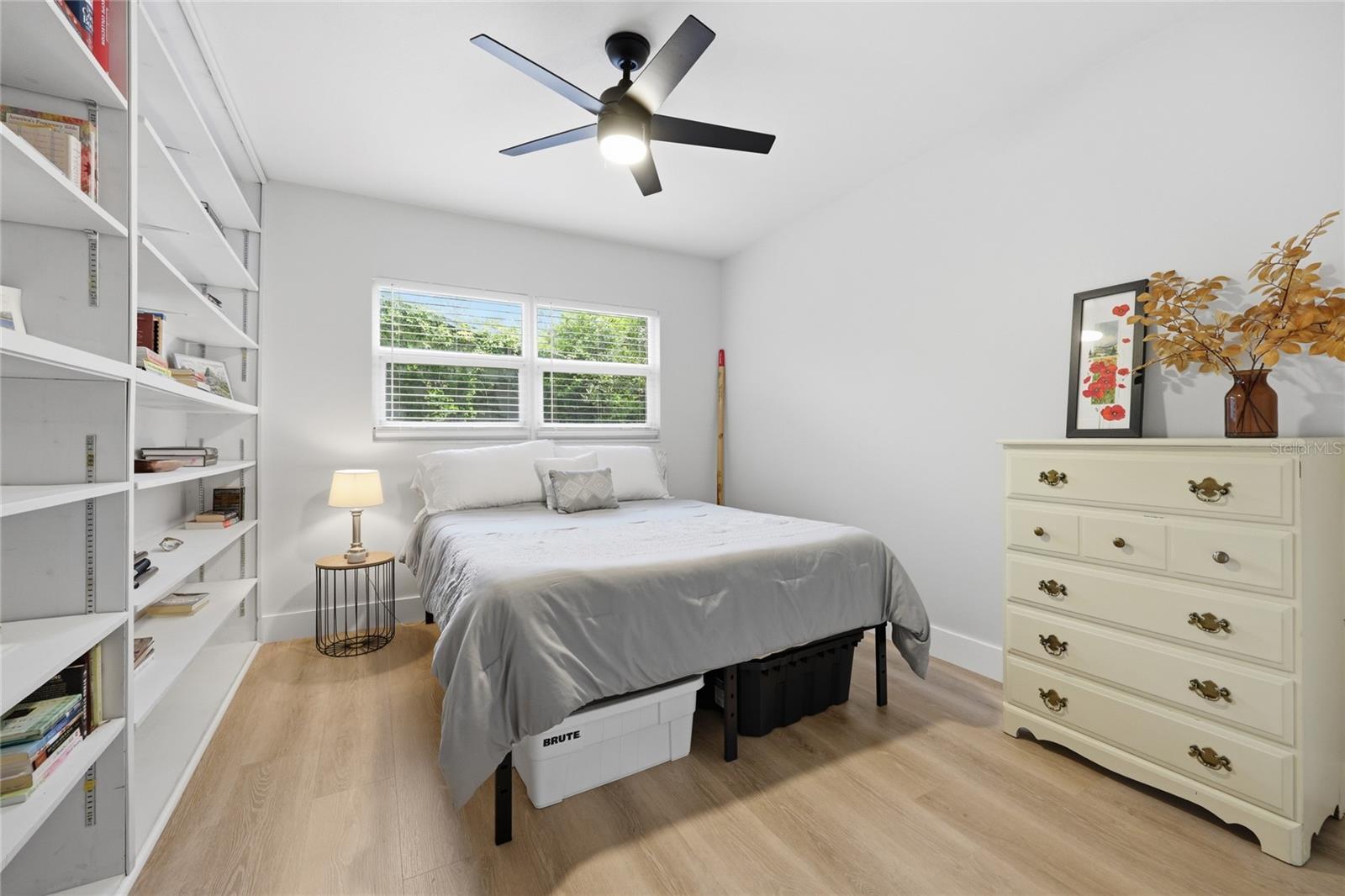 Image 47 of 71 For 2230 20th Court