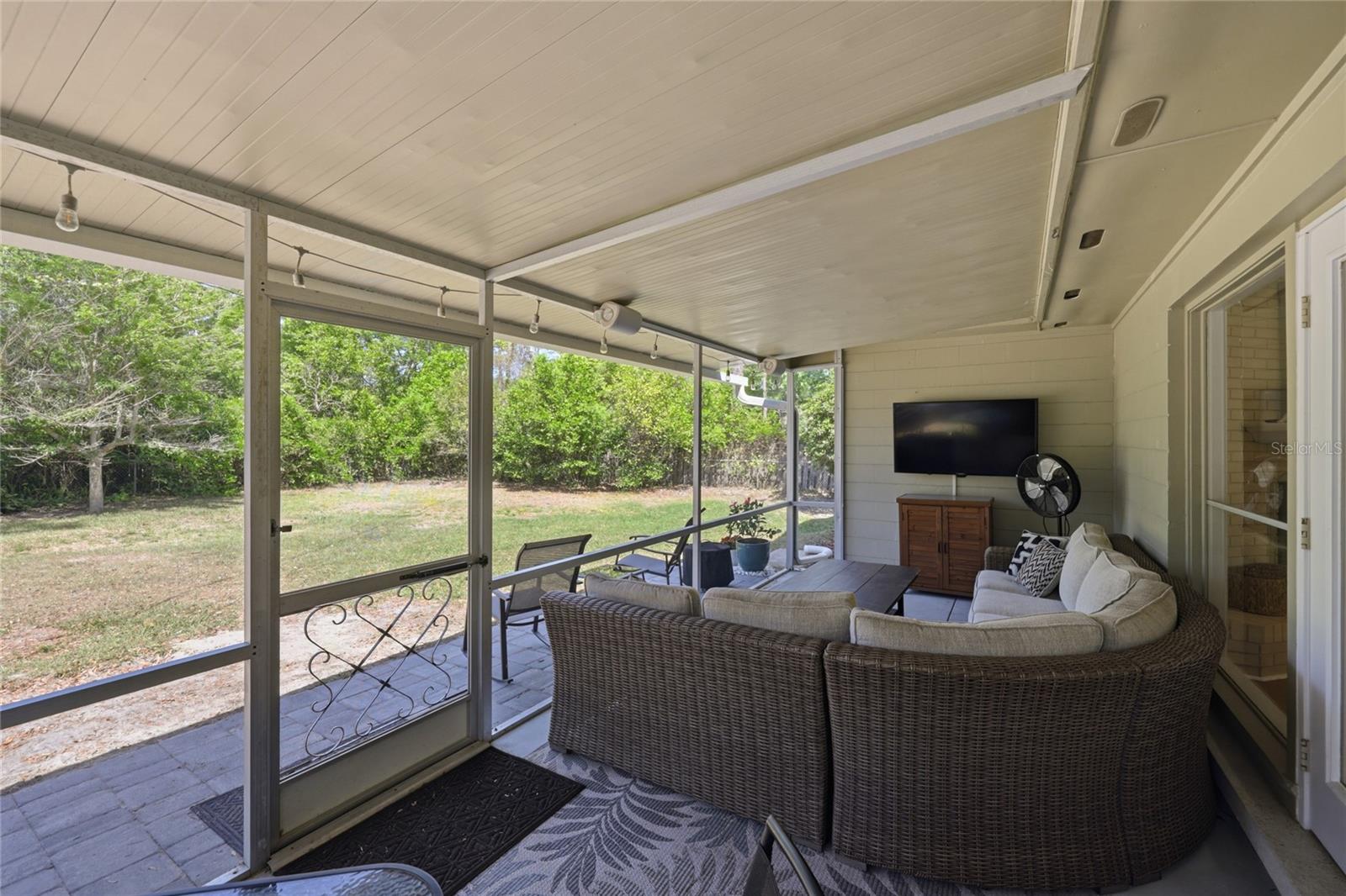 Image 56 of 71 For 2230 20th Court