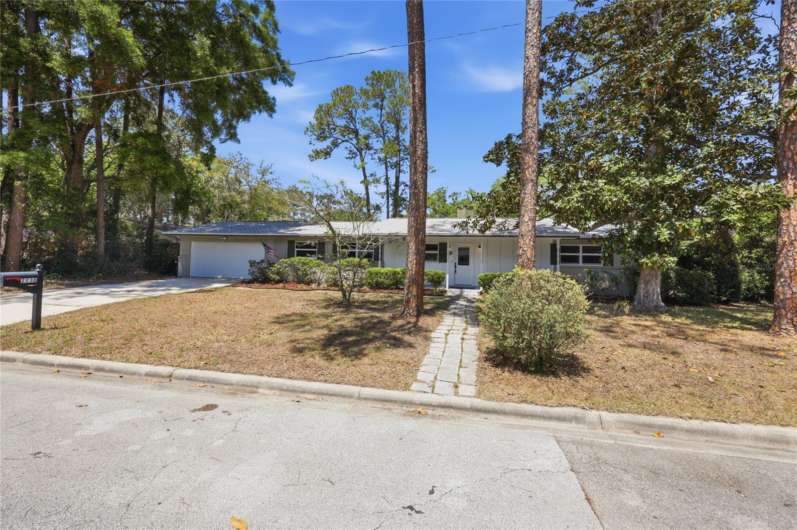 Image 7 of 71 For 2230 20th Court