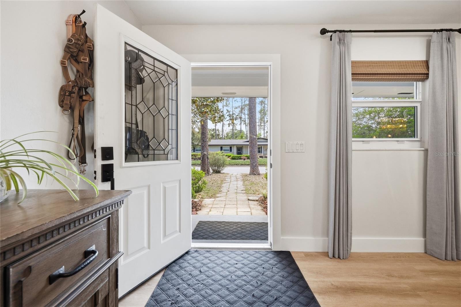 Image 9 of 71 For 2230 20th Court