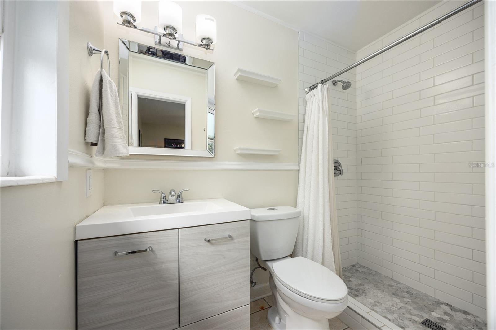 Image 31 of 50 For 5016 36th Street