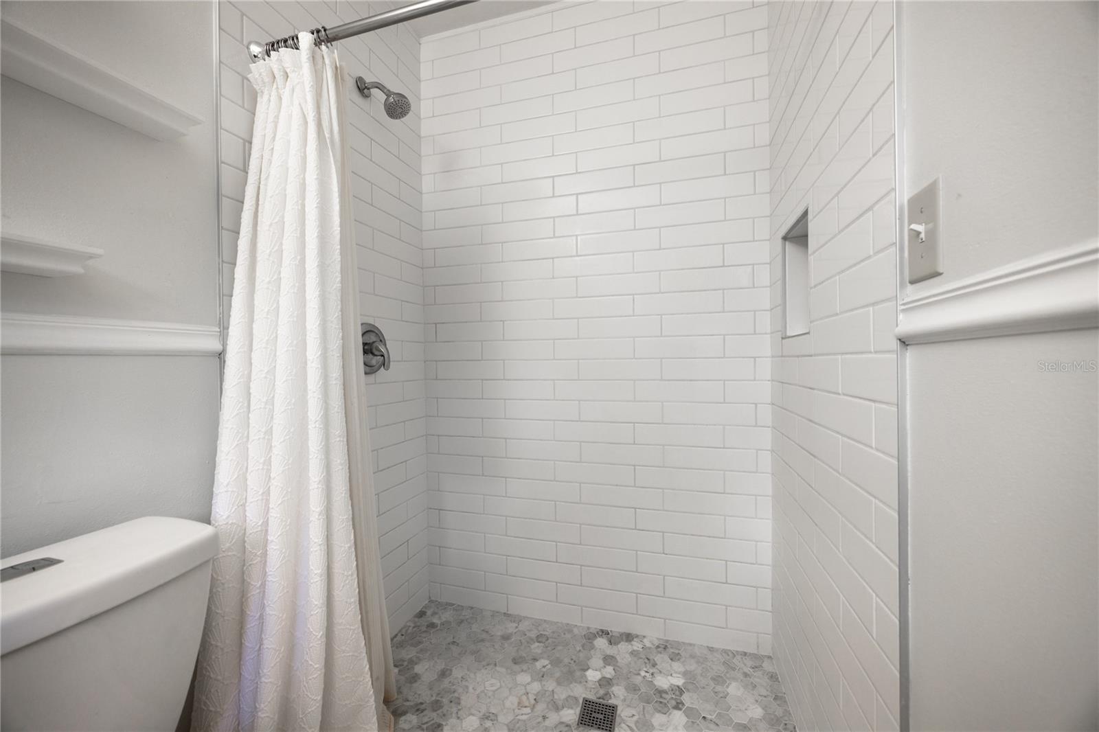 Image 32 of 50 For 5016 36th Street