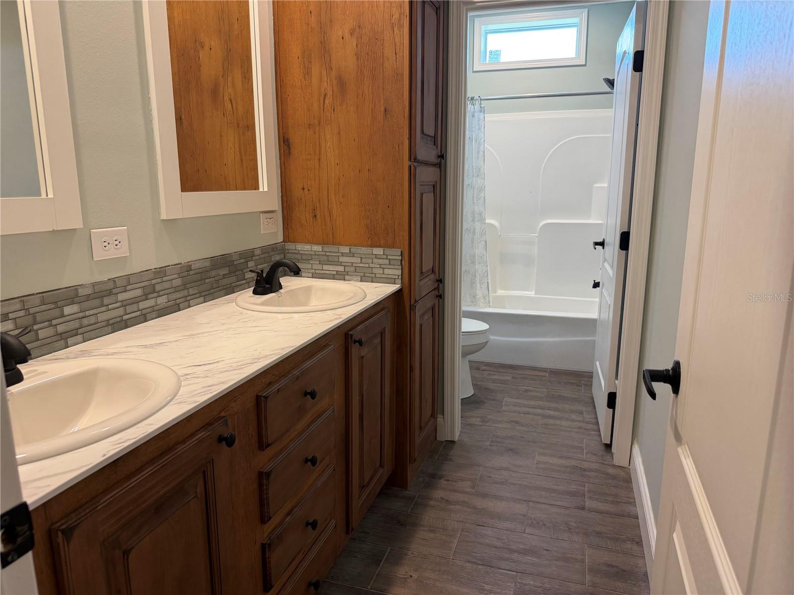 Image 23 of 27 For 6895 139th Drive