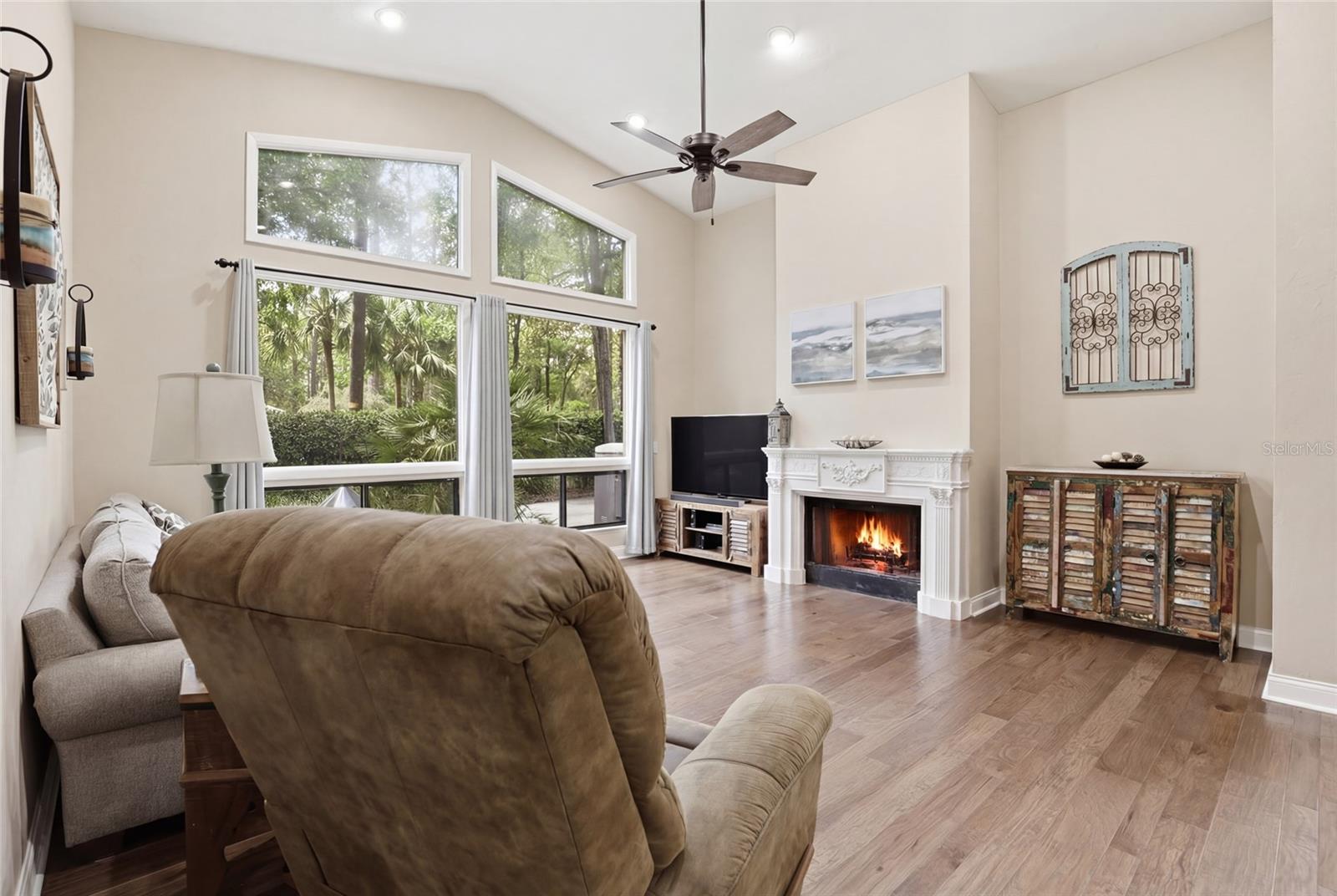 Image 15 of 76 For 4441 85th Way