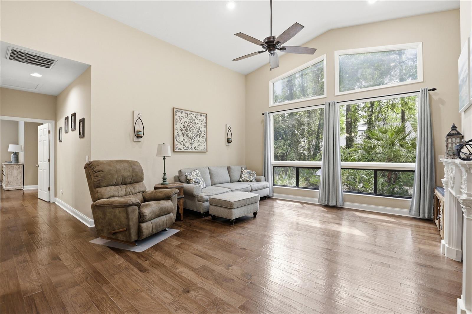 Image 16 of 76 For 4441 85th Way