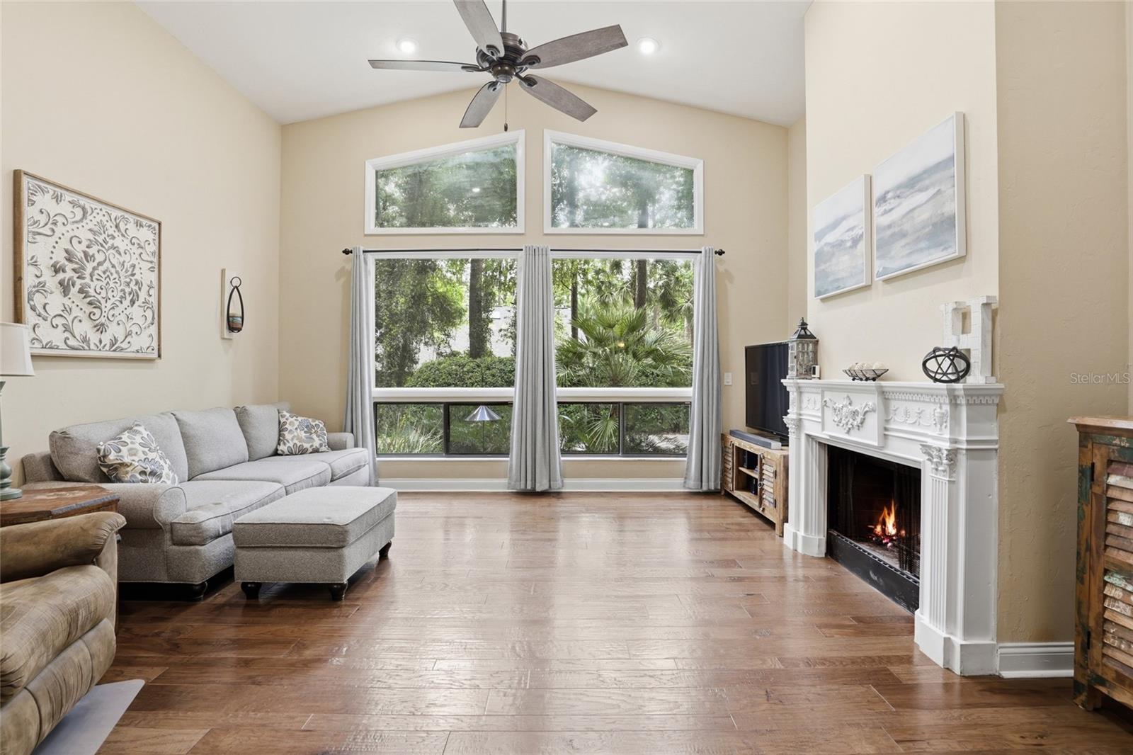 Image 17 of 76 For 4441 85th Way