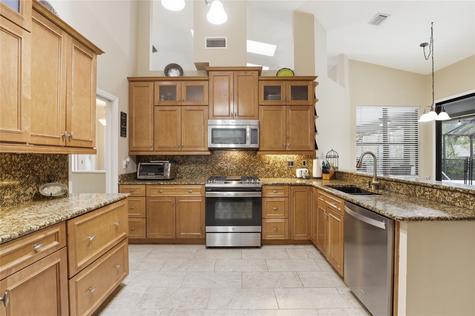 Image 22 of 76 For 4441 85th Way