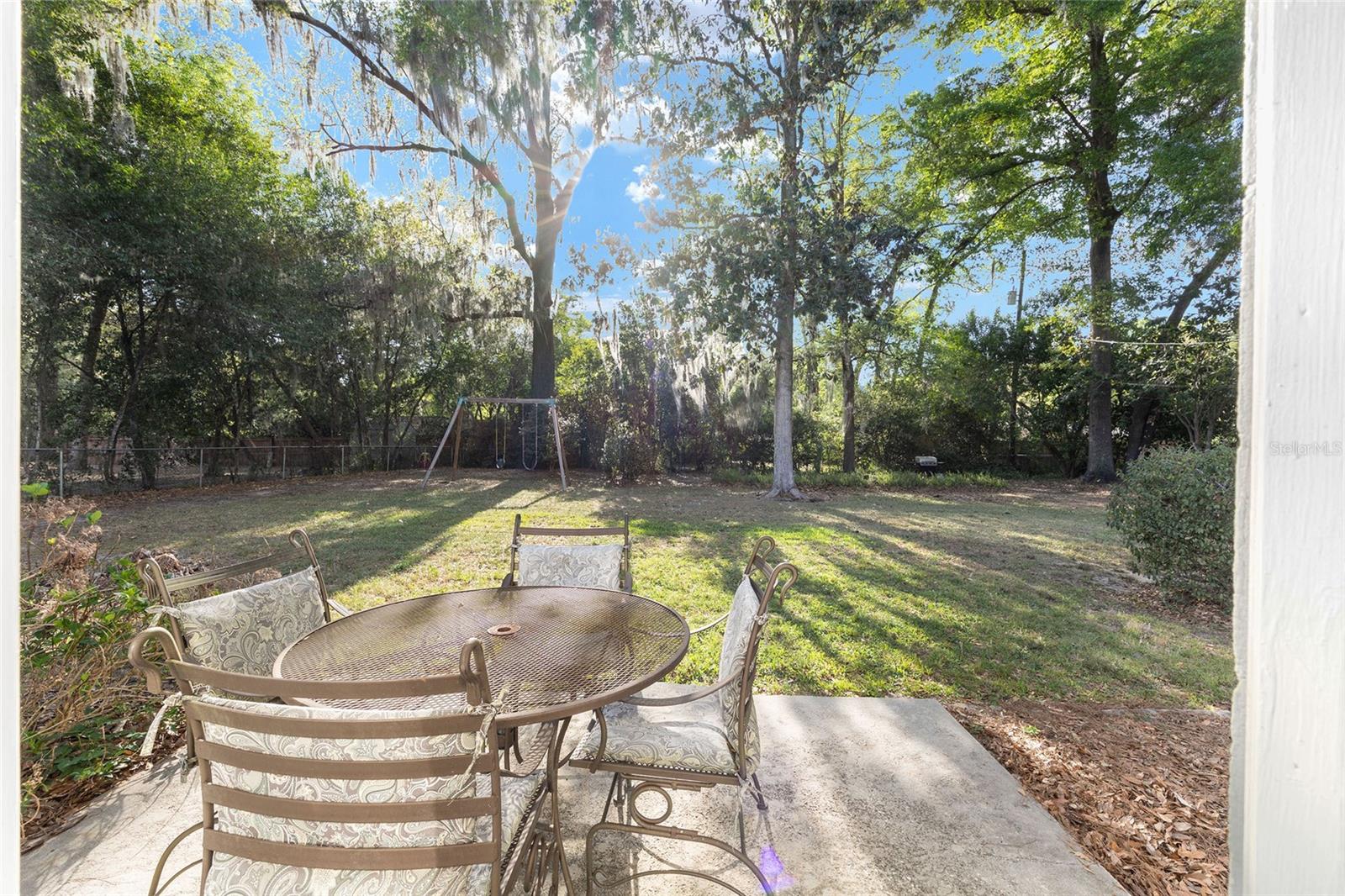 Image 24 of 49 For 510 52nd Terrace