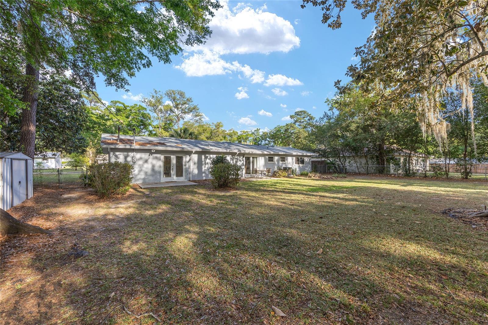 Image 27 of 49 For 510 52nd Terrace