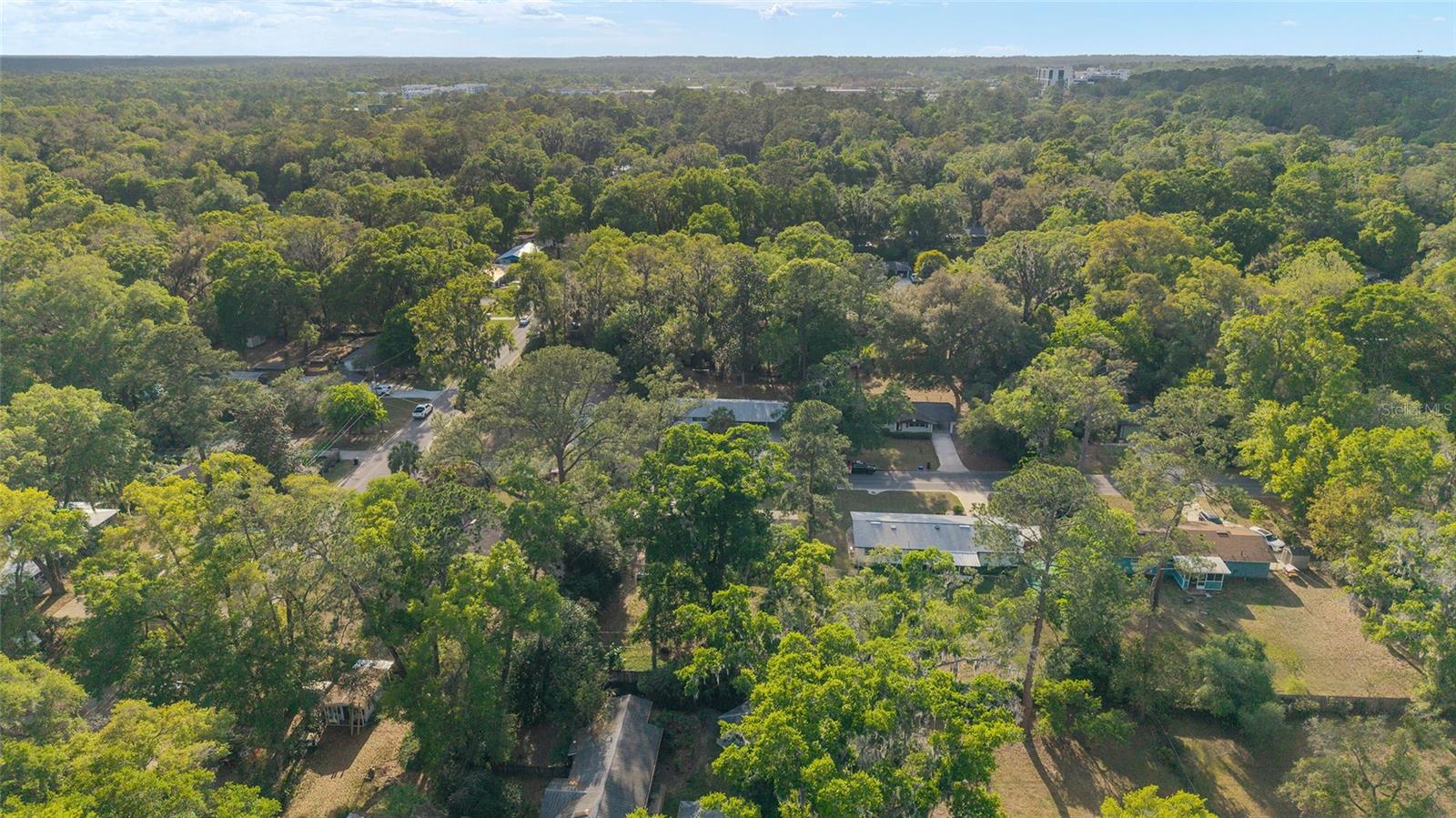 Image 42 of 49 For 510 52nd Terrace