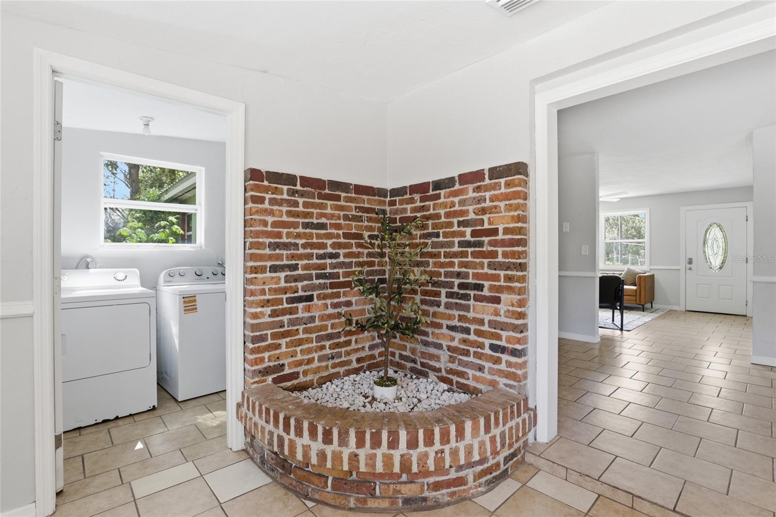 Image 17 of 32 For 3921 14th Terrace