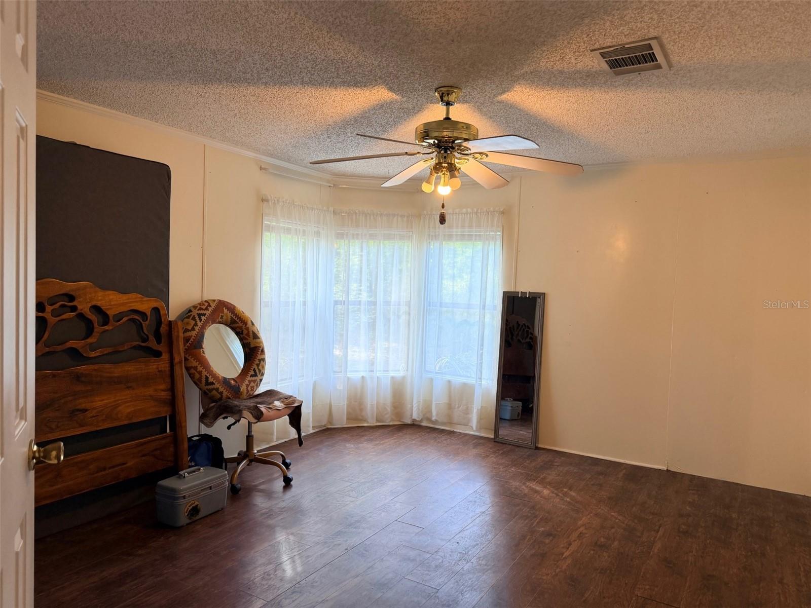 Image 14 of 37 For 14790 72nd Court