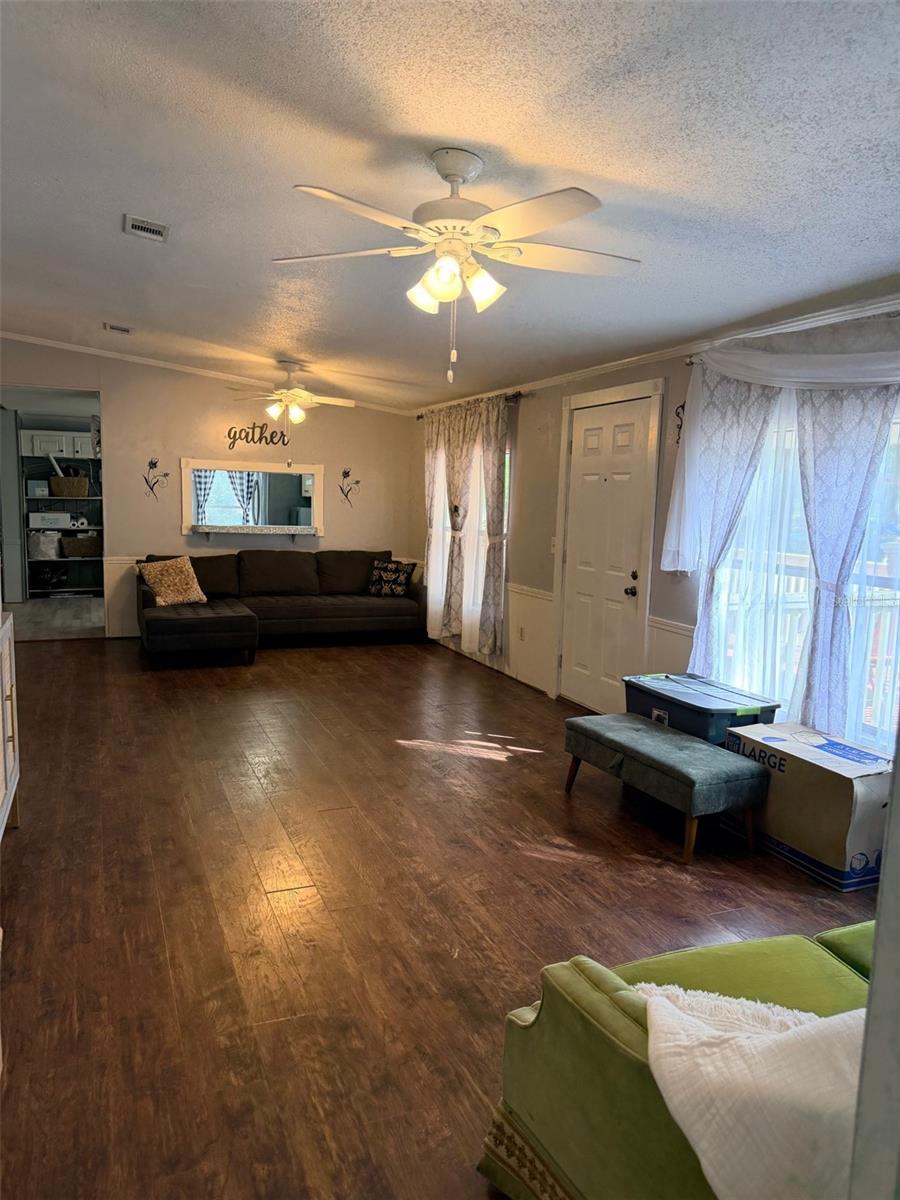 Image 6 of 37 For 14790 72nd Court