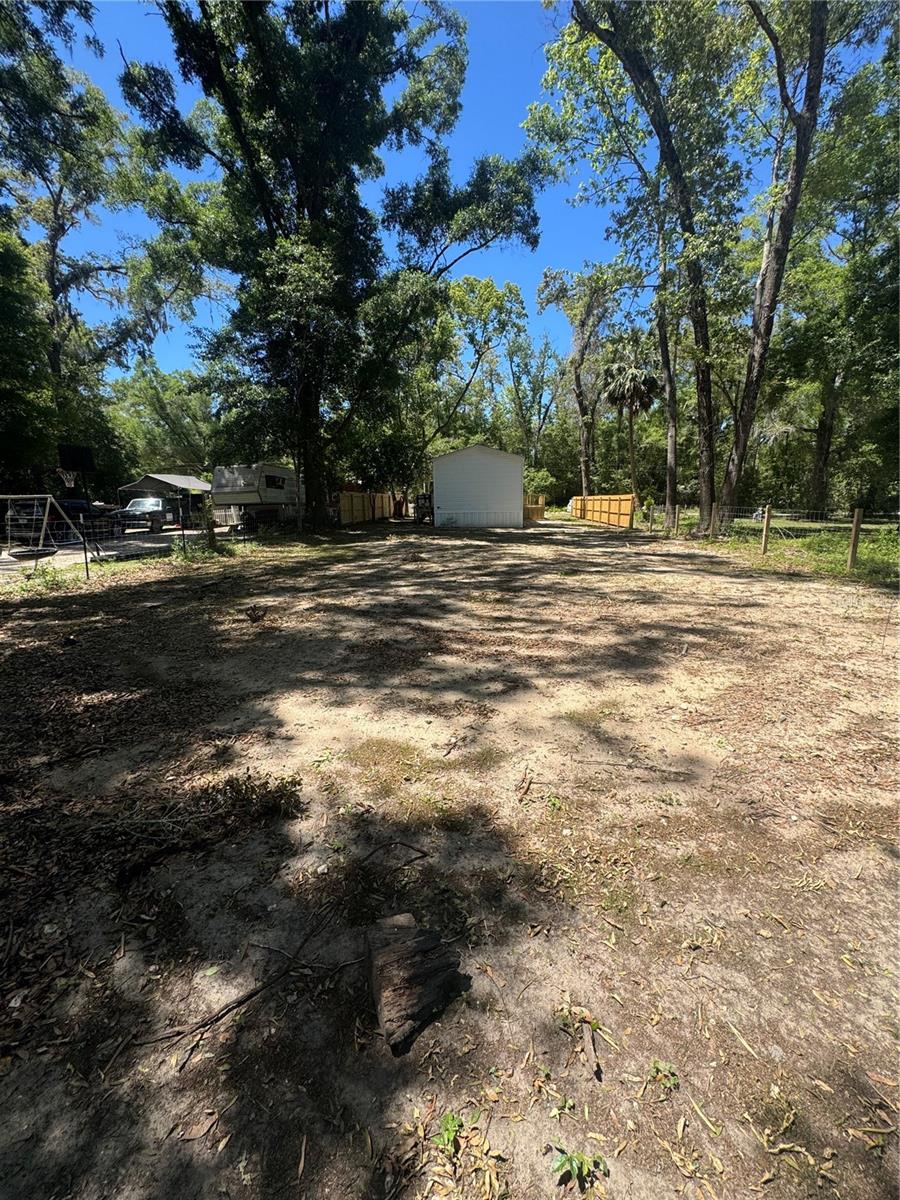 Image 13 of 35 For 8630 82nd Terrace