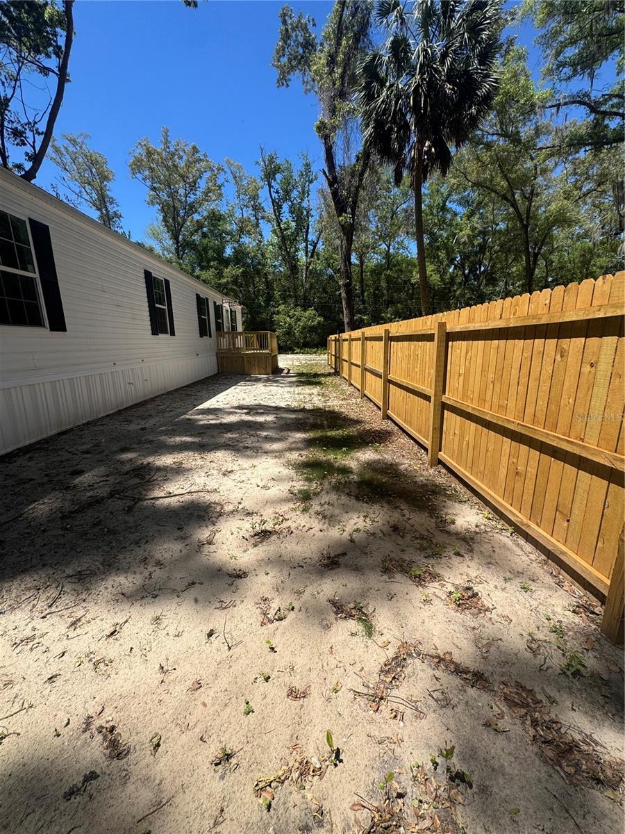 Image 15 of 35 For 8630 82nd Terrace