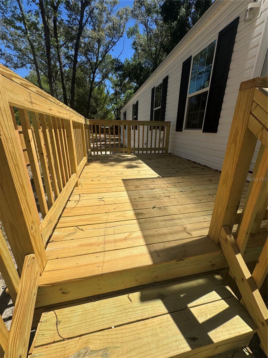 Image 20 of 35 For 8630 82nd Terrace