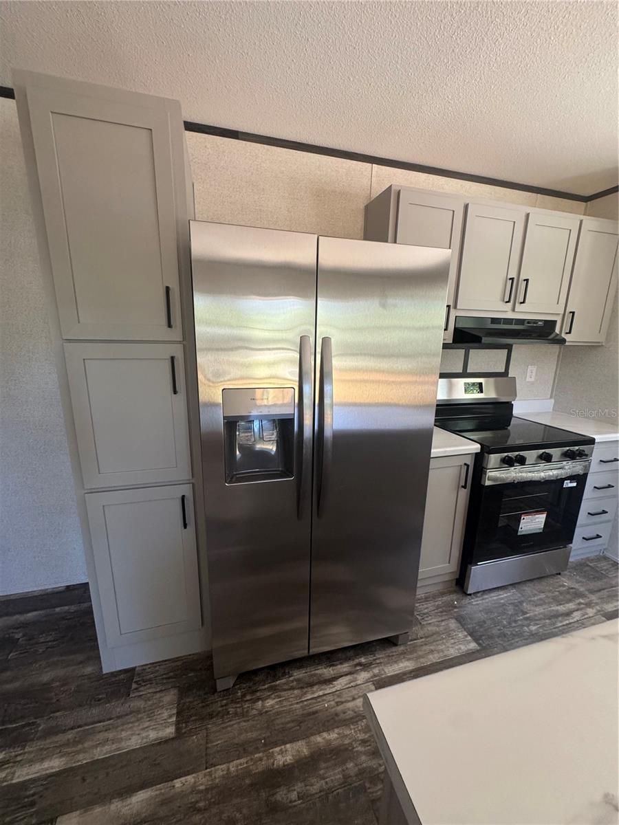 Image 23 of 35 For 8630 82nd Terrace