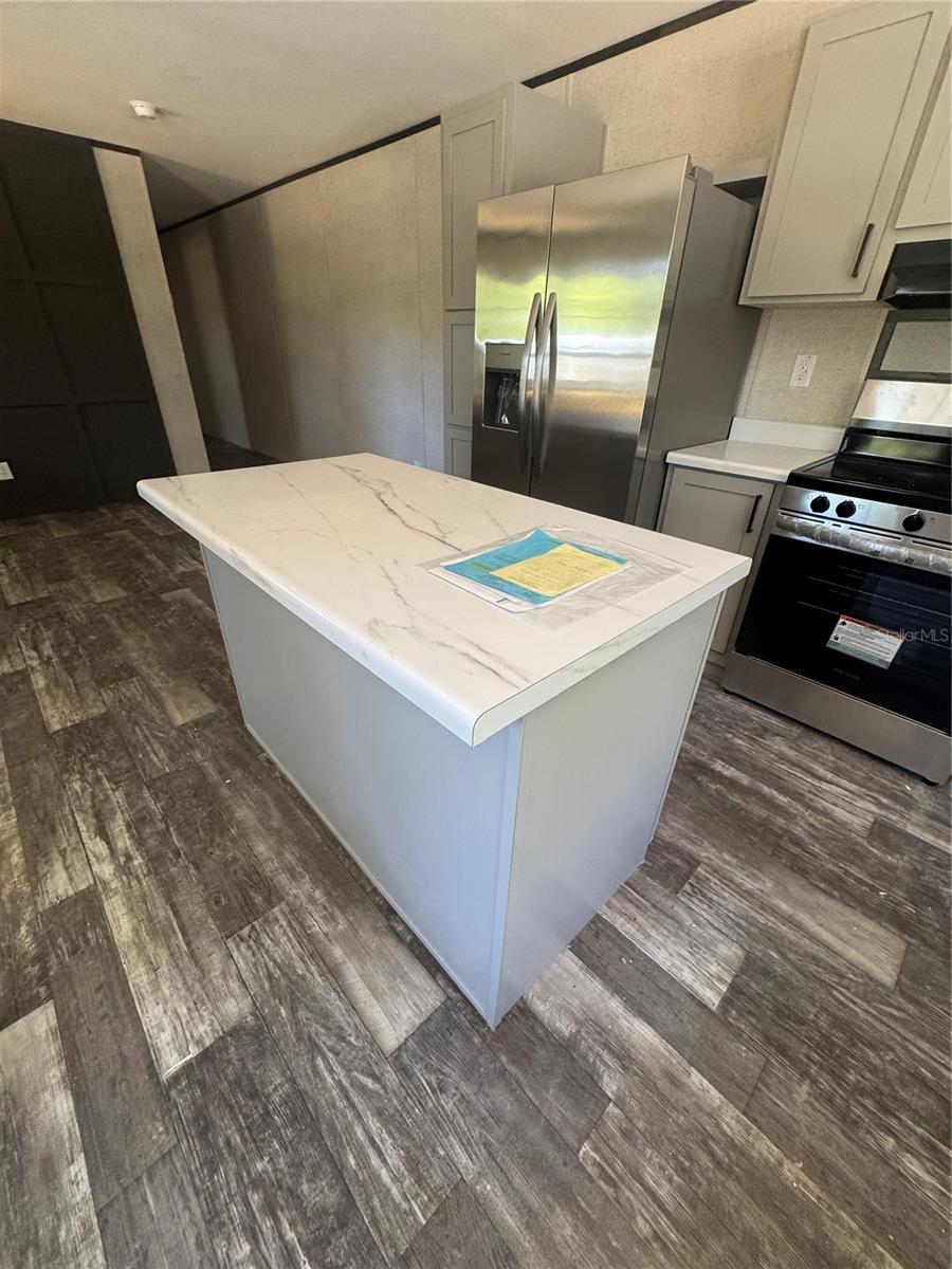 Image 24 of 35 For 8630 82nd Terrace