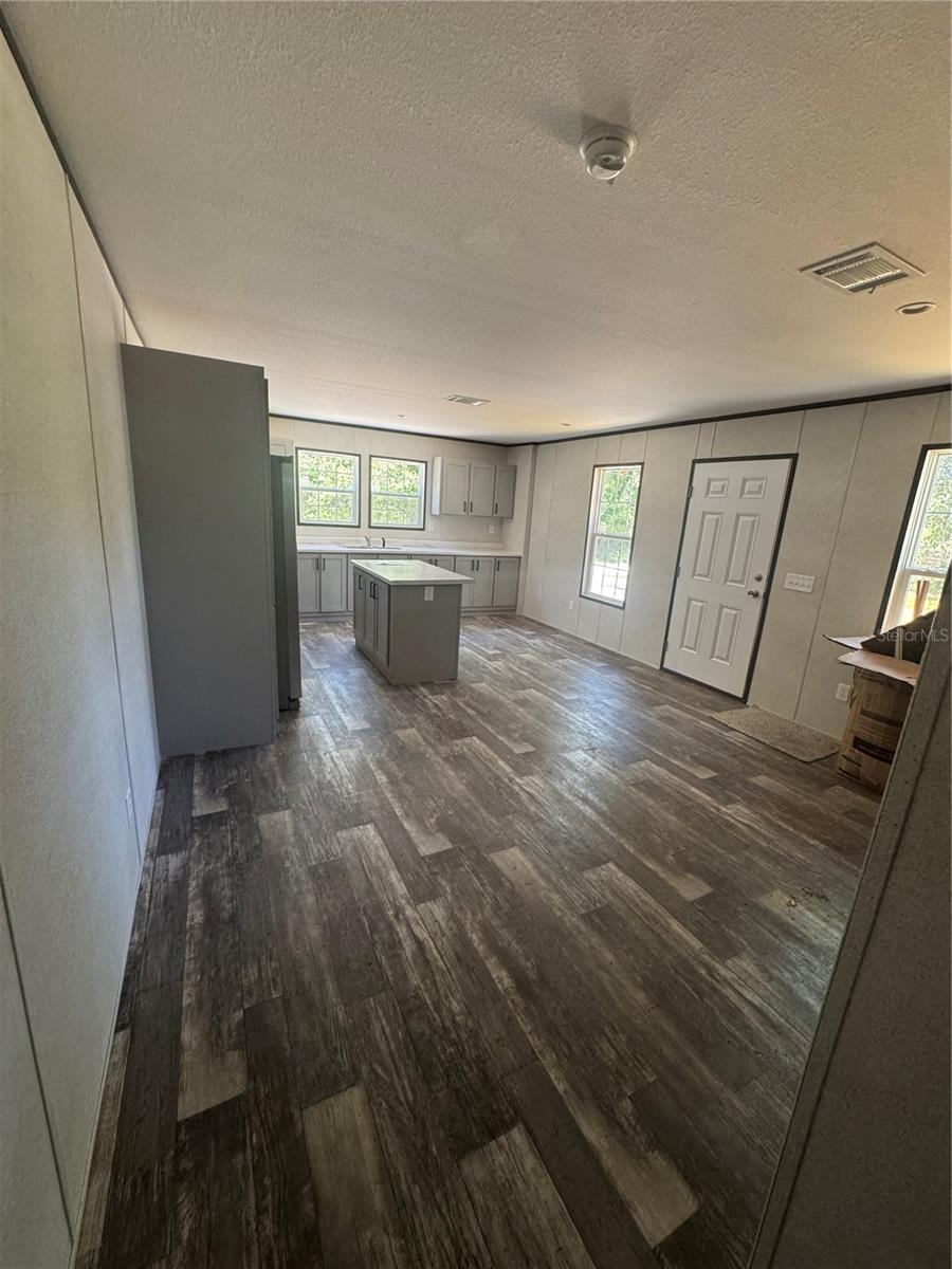 Image 27 of 35 For 8630 82nd Terrace