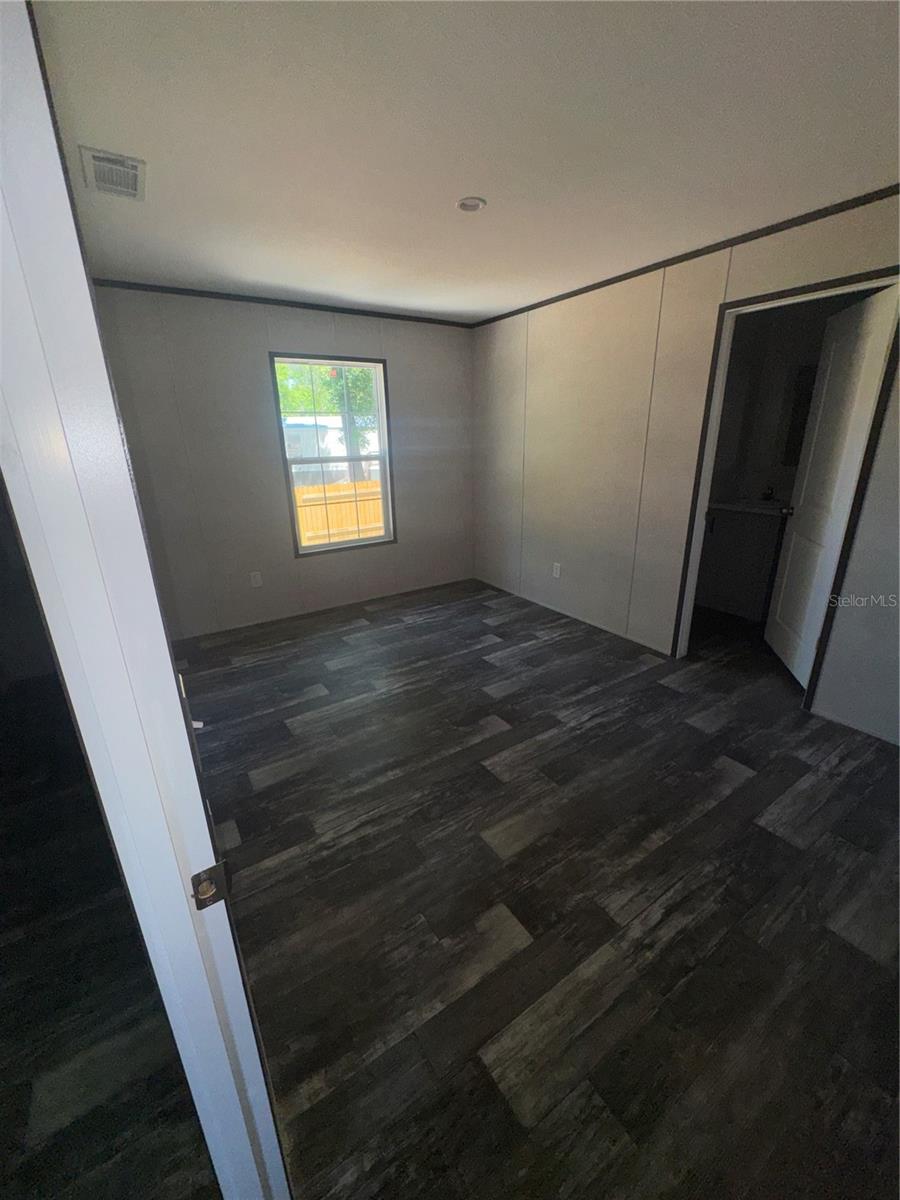 Image 32 of 35 For 8630 82nd Terrace