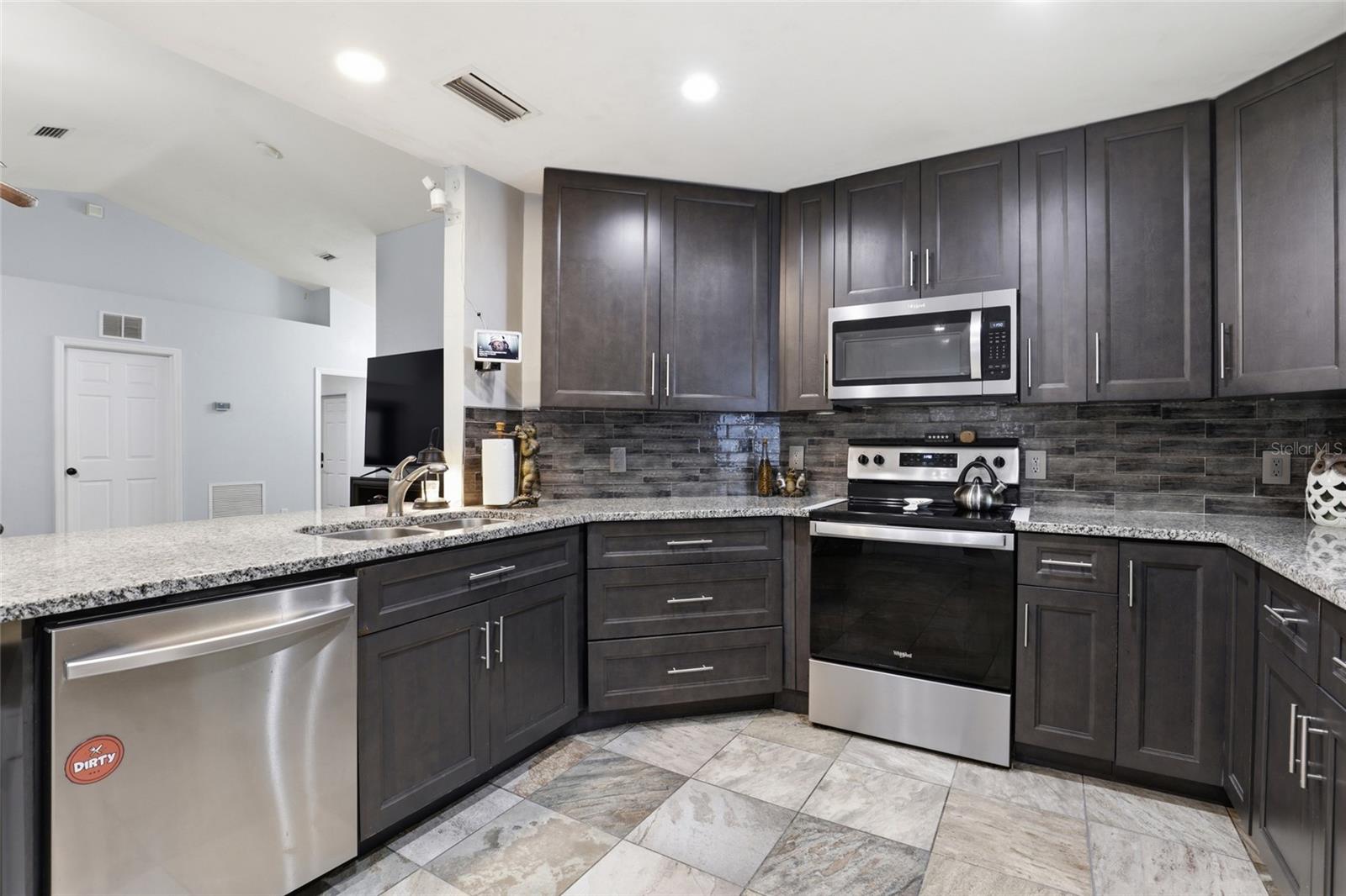 Image 10 of 38 For 17583 234th Terrace