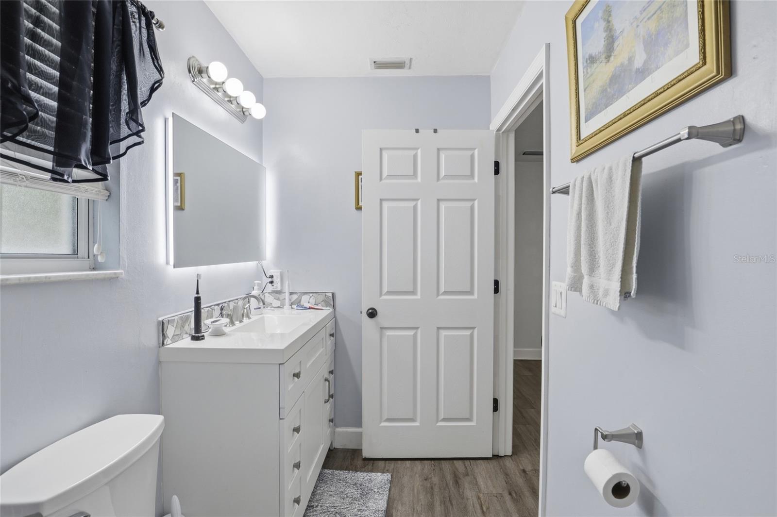 Image 17 of 38 For 17583 234th Terrace