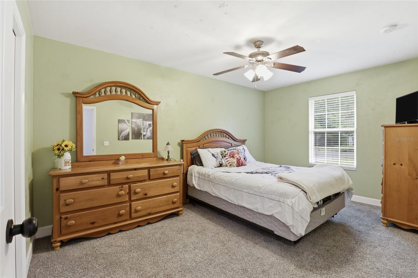 Image 18 of 38 For 17583 234th Terrace