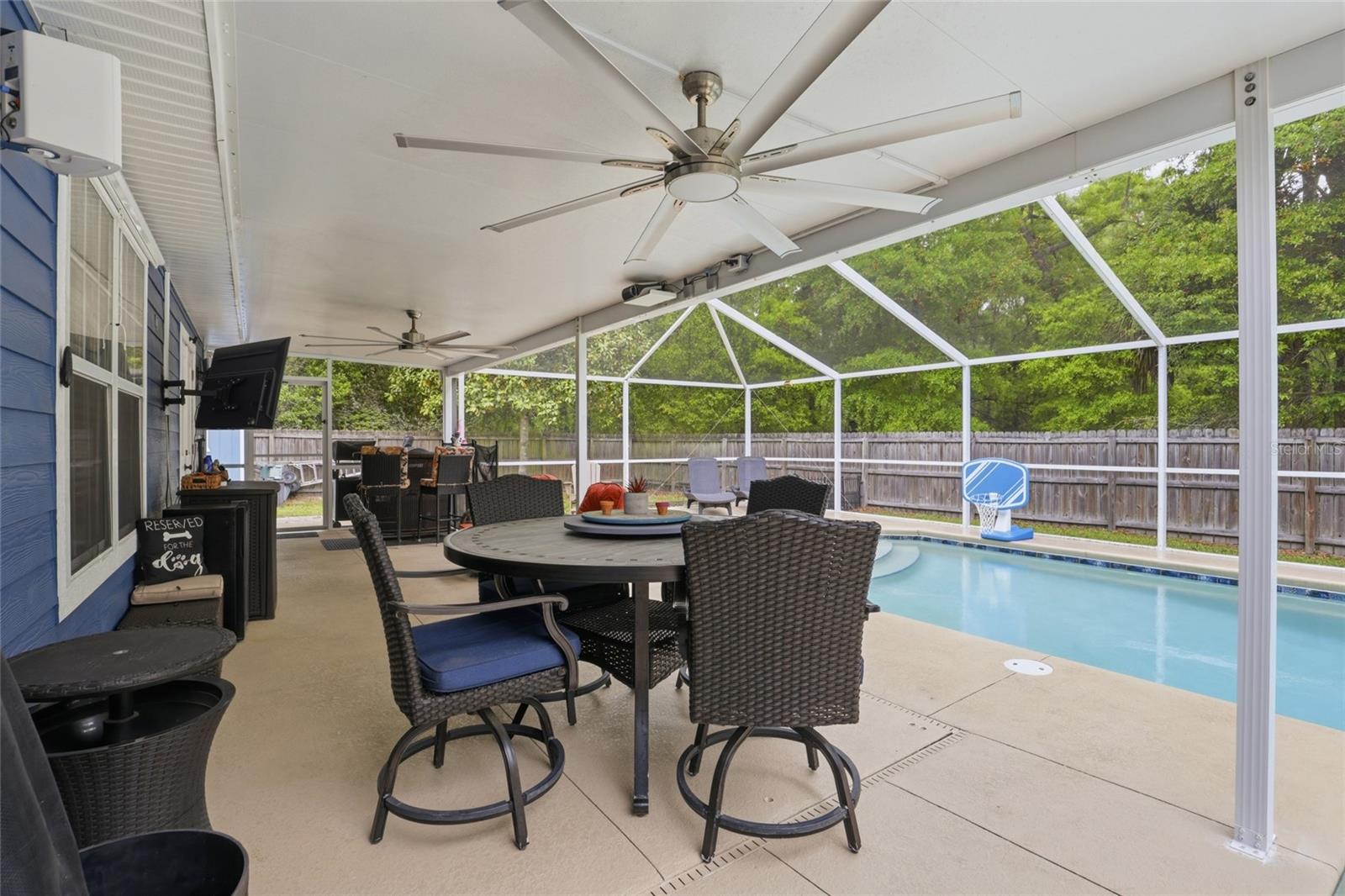 Image 27 of 38 For 17583 234th Terrace